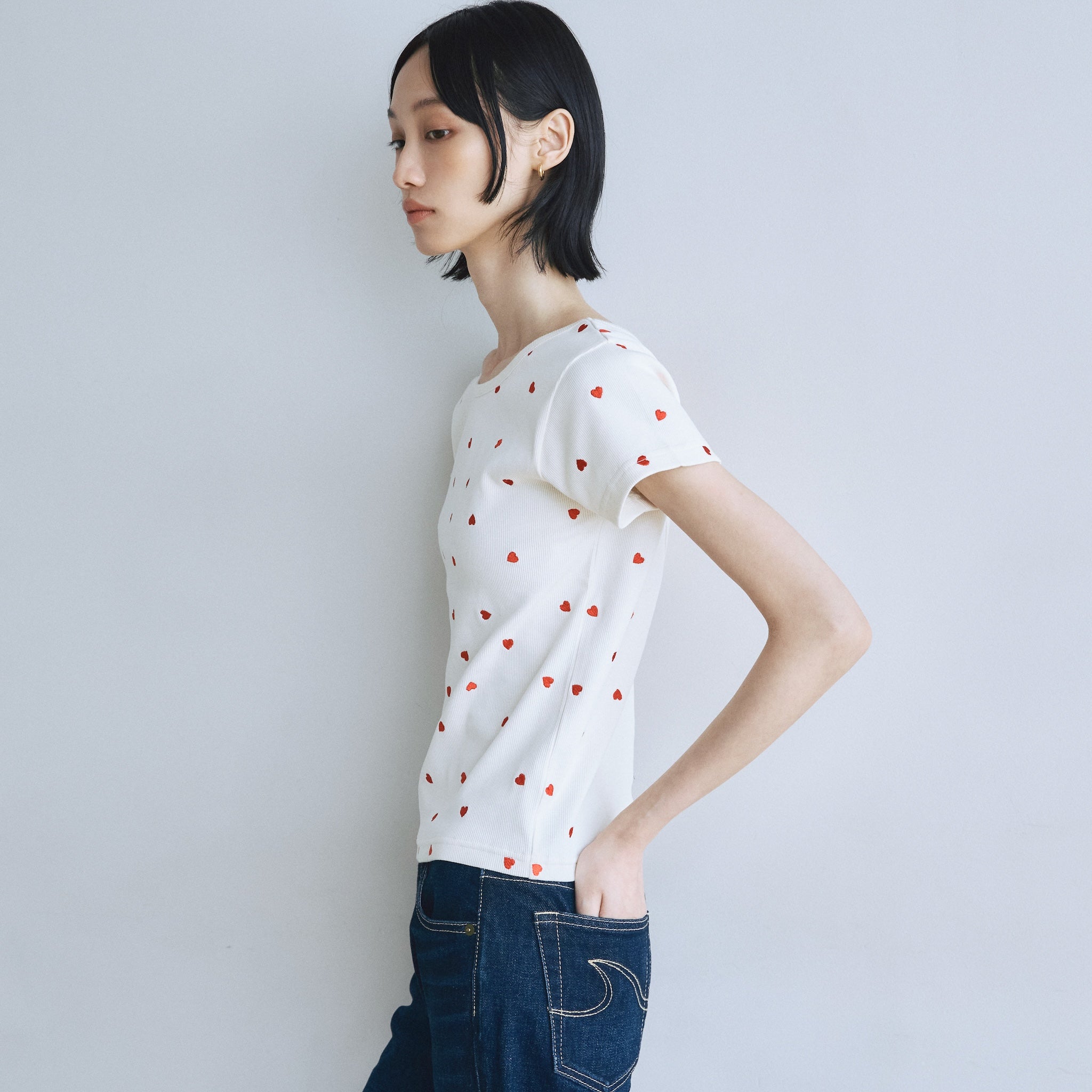 Heart emb back open RIBトップス