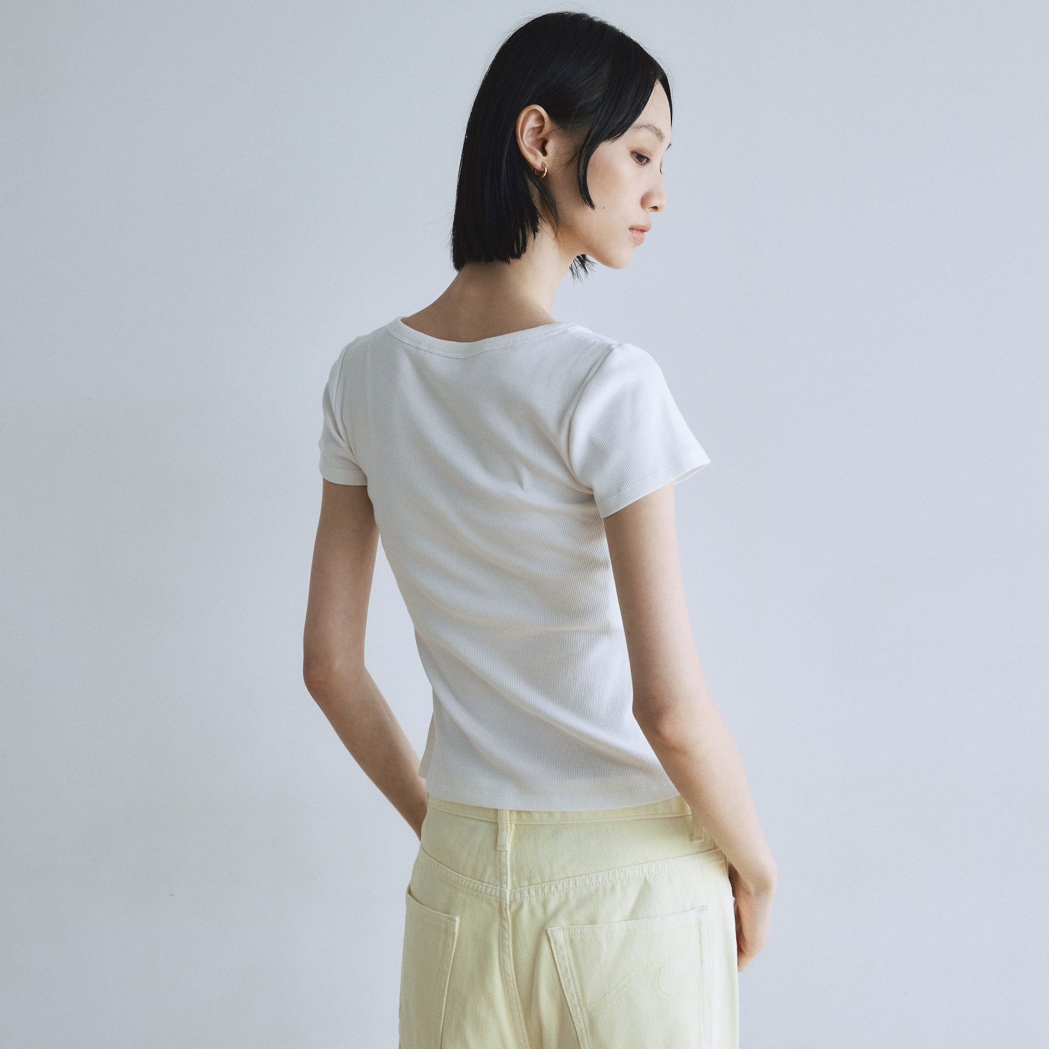 Henley neck half sleeve top
