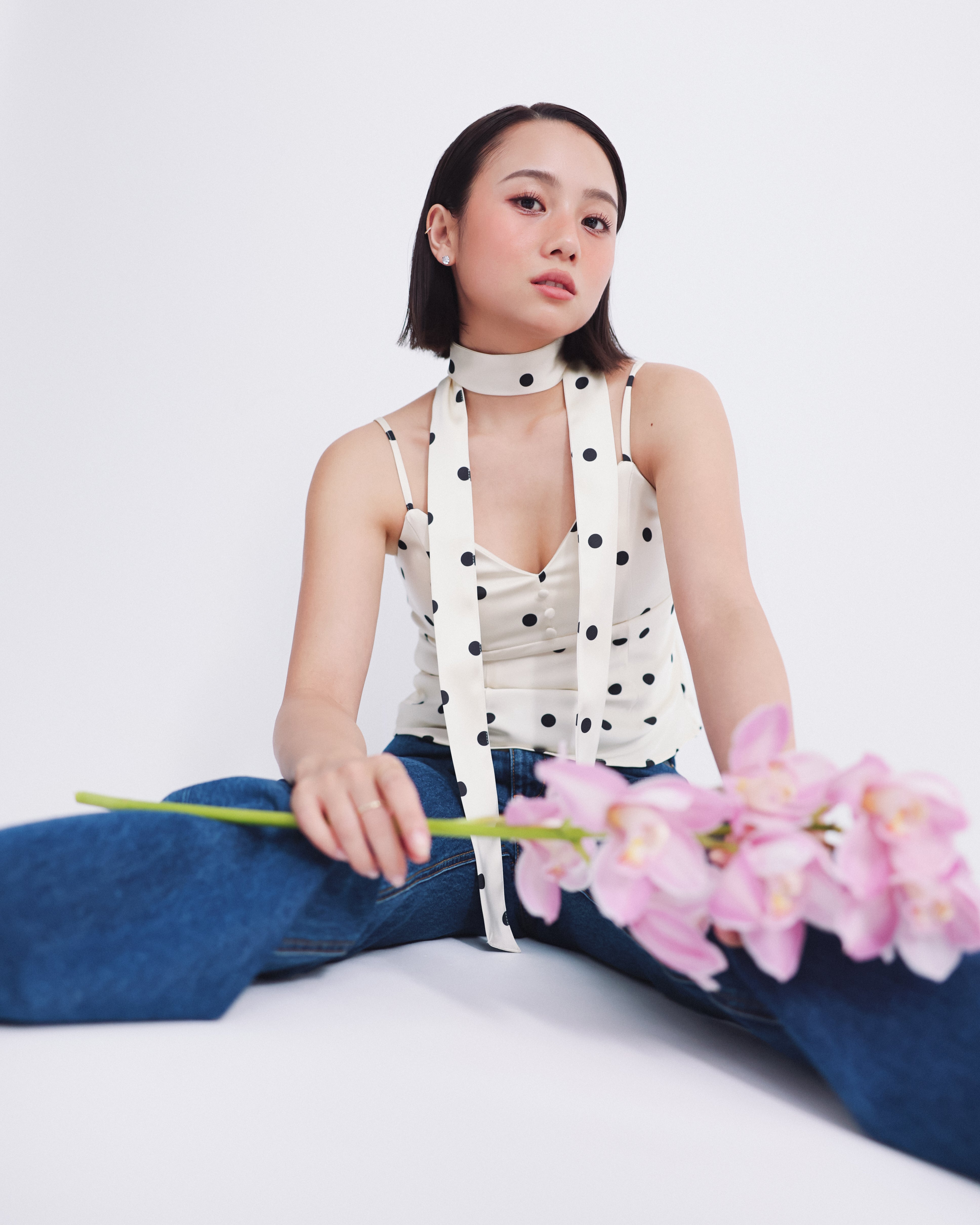 collab Pad-In Skinny Scarf Satin Cami