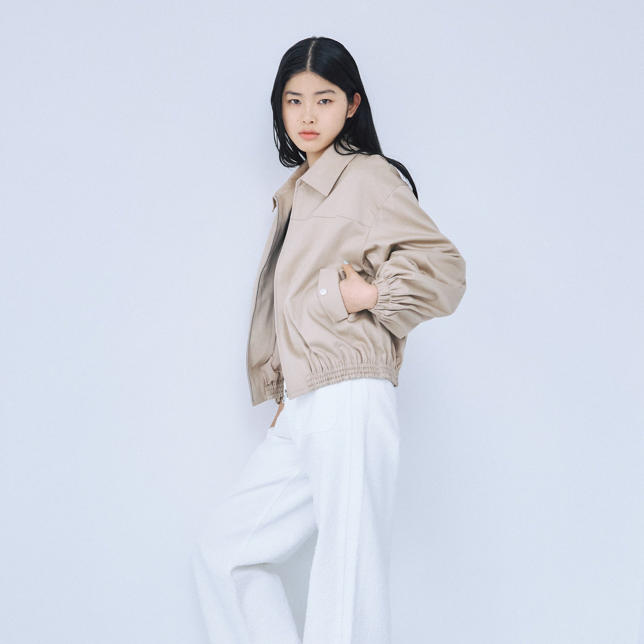 Round sleeve curvy blouson