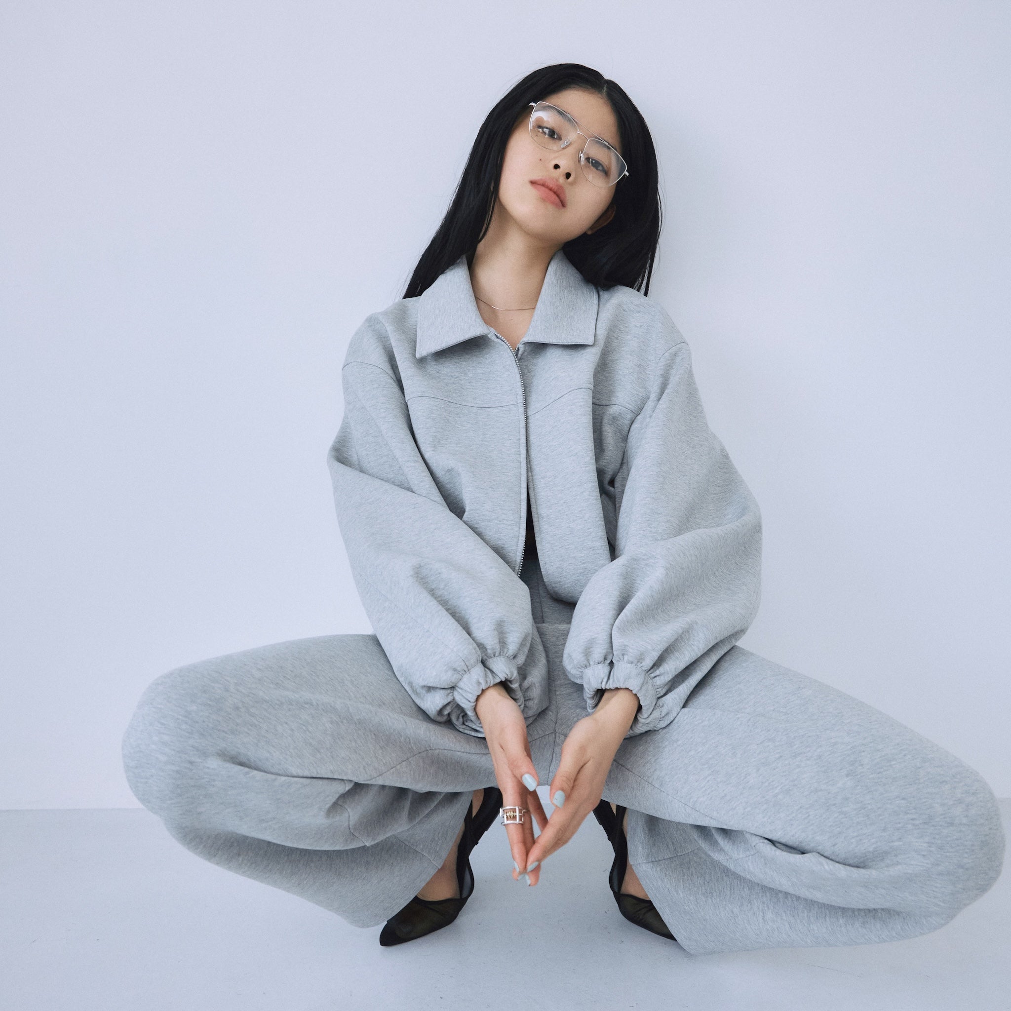 Round sleeve curvy blouson