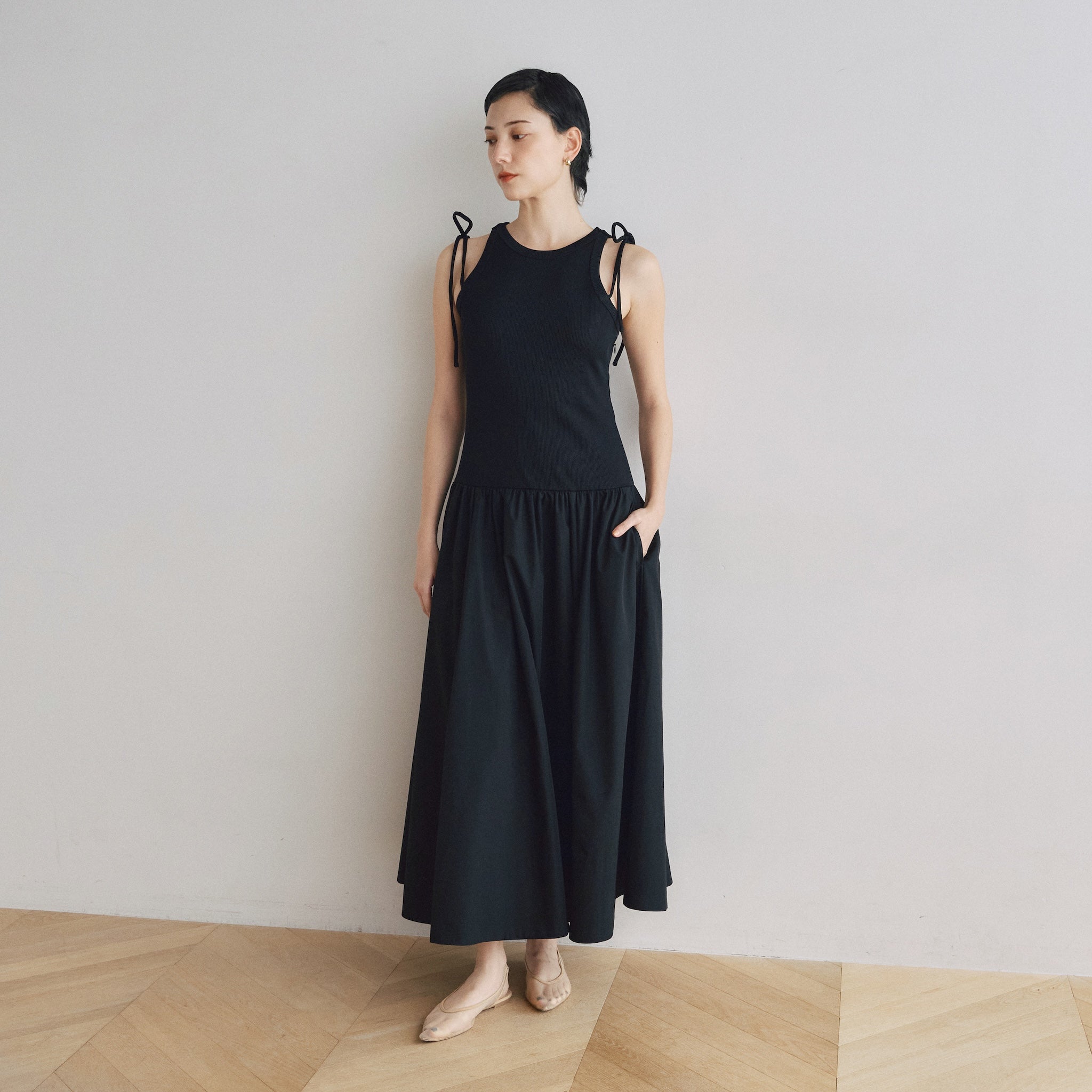 Low-Waist Switching Sleeveless Dress