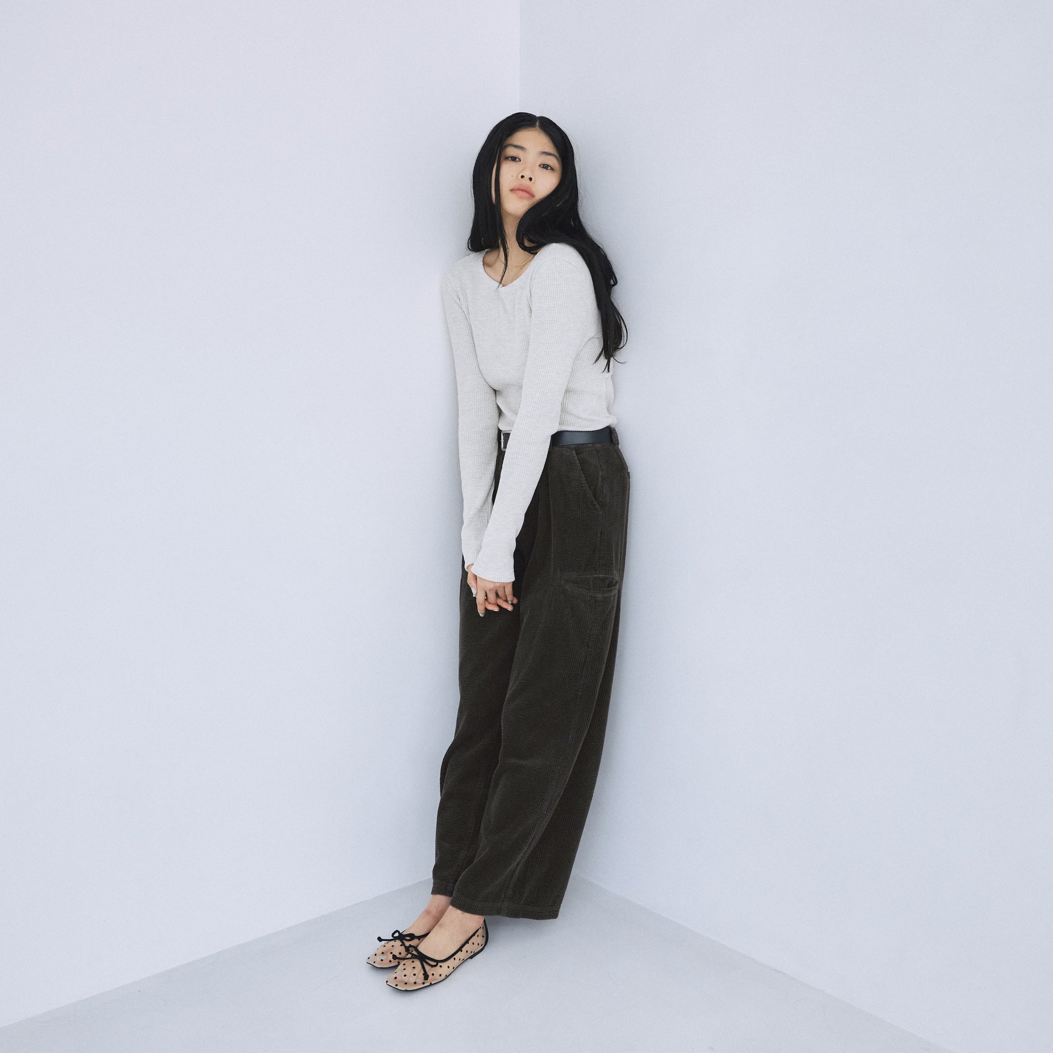 Leg pocket corduroy pants