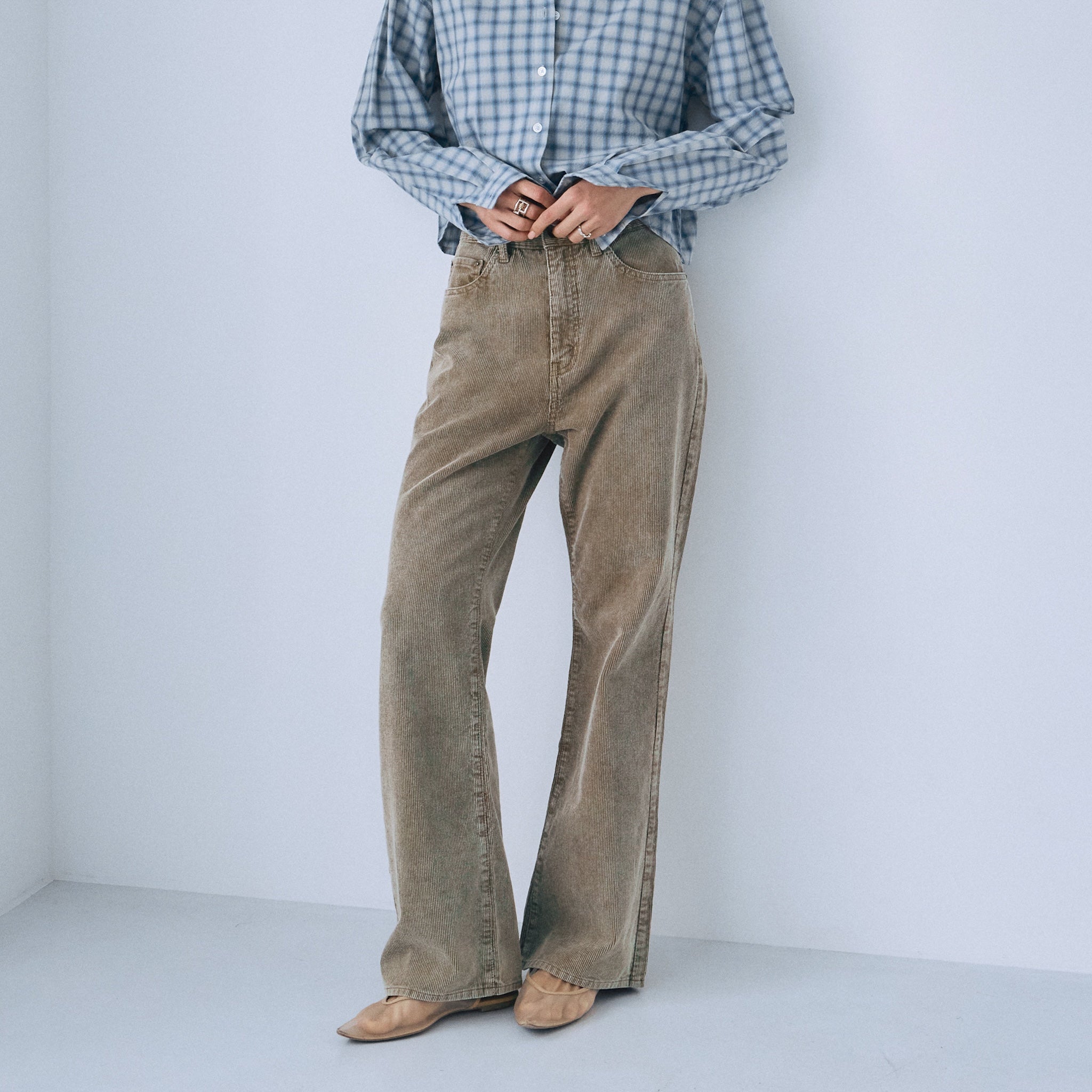 Corduroy soft flare pants