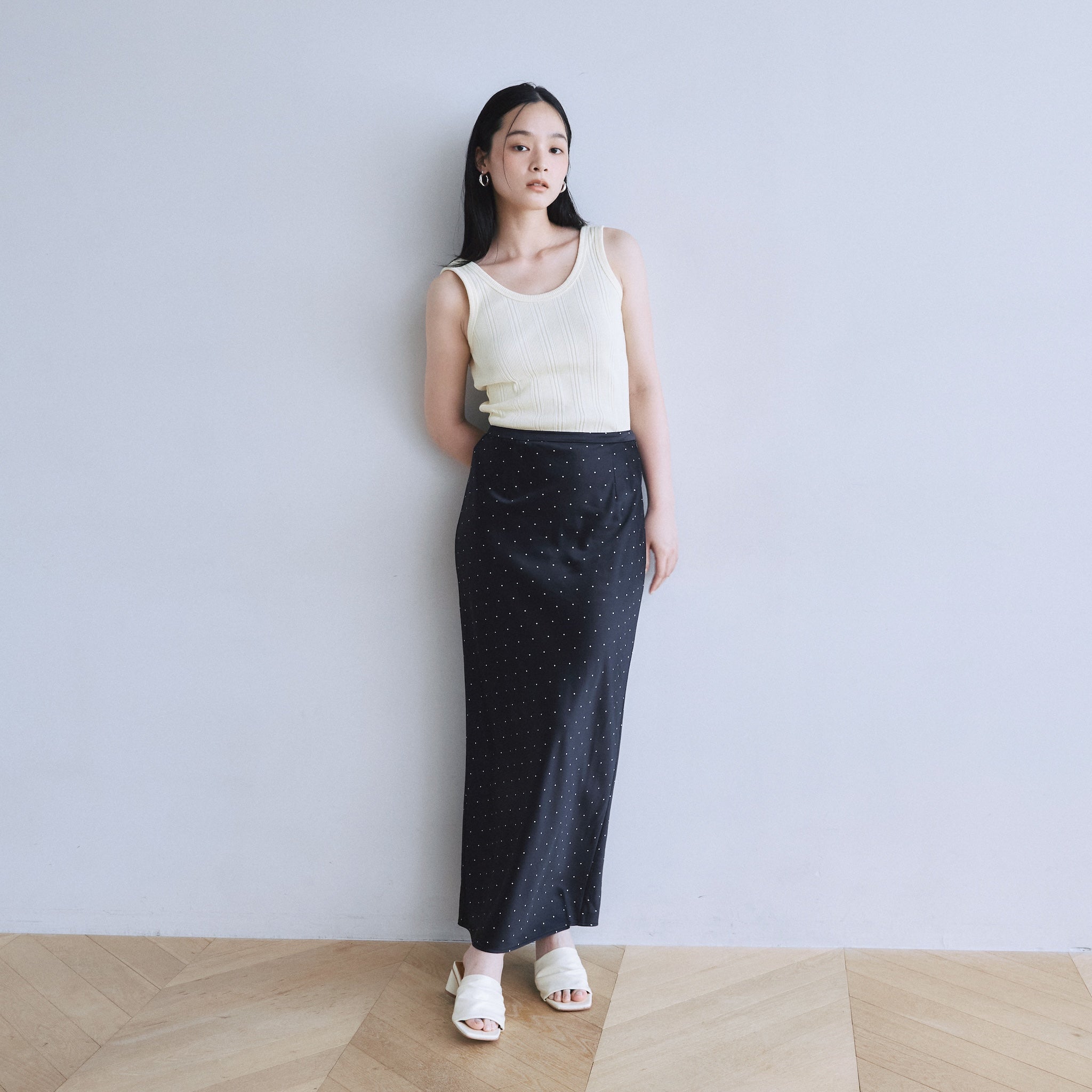 PIN DOT satin skirt