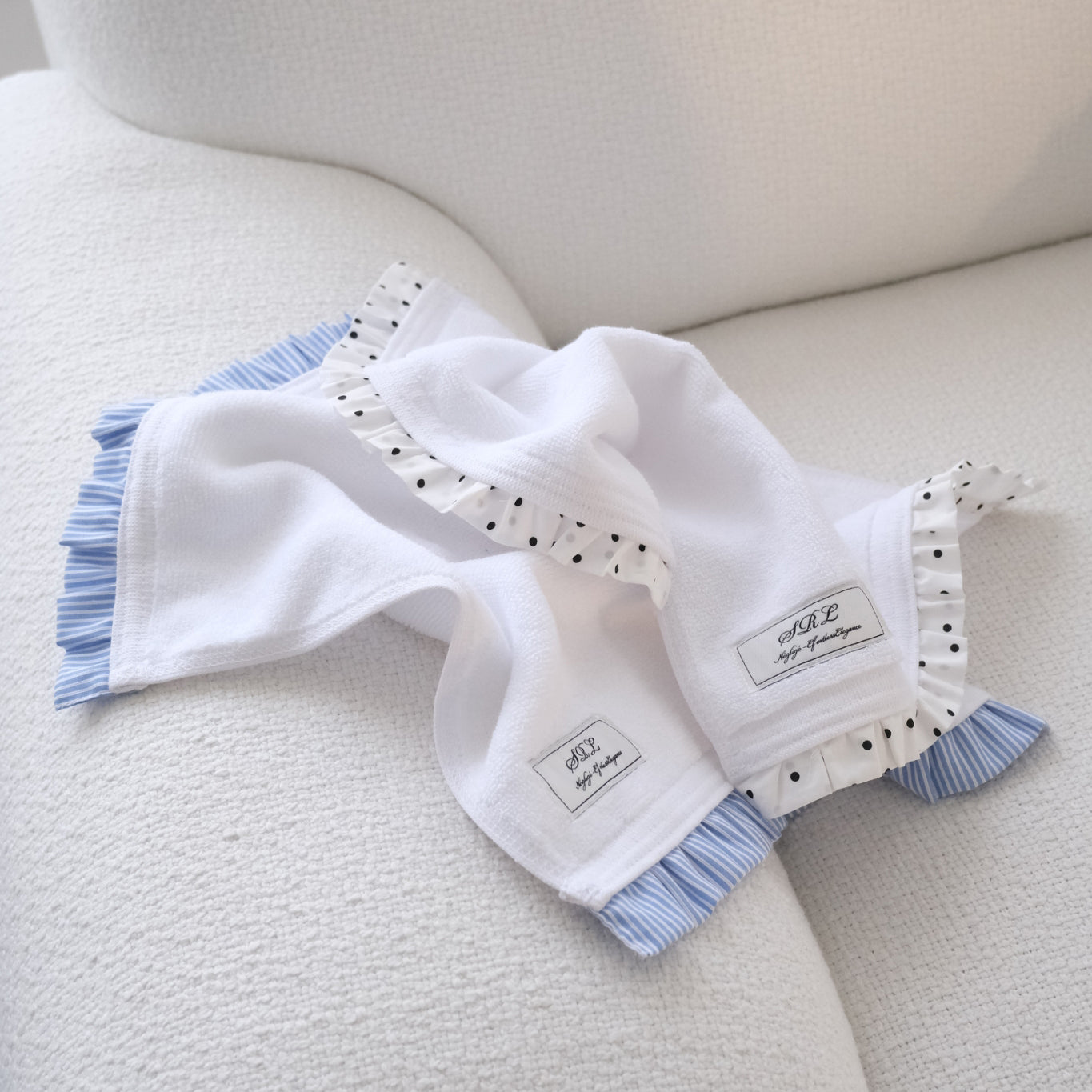 FRILL Hand Towel