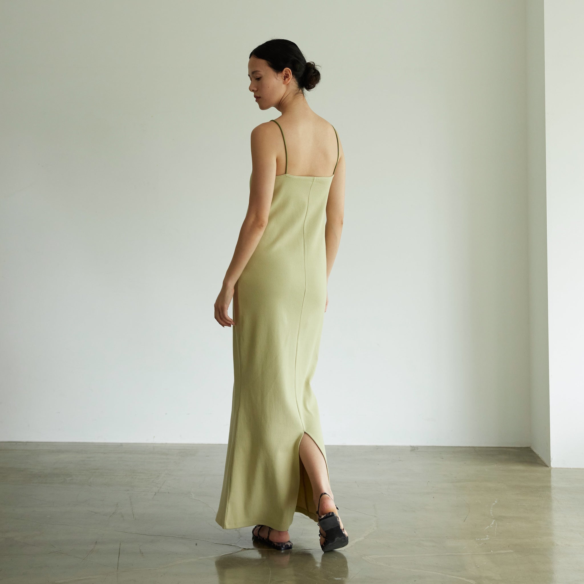 Padded RIB mermaid V-cut cami dress