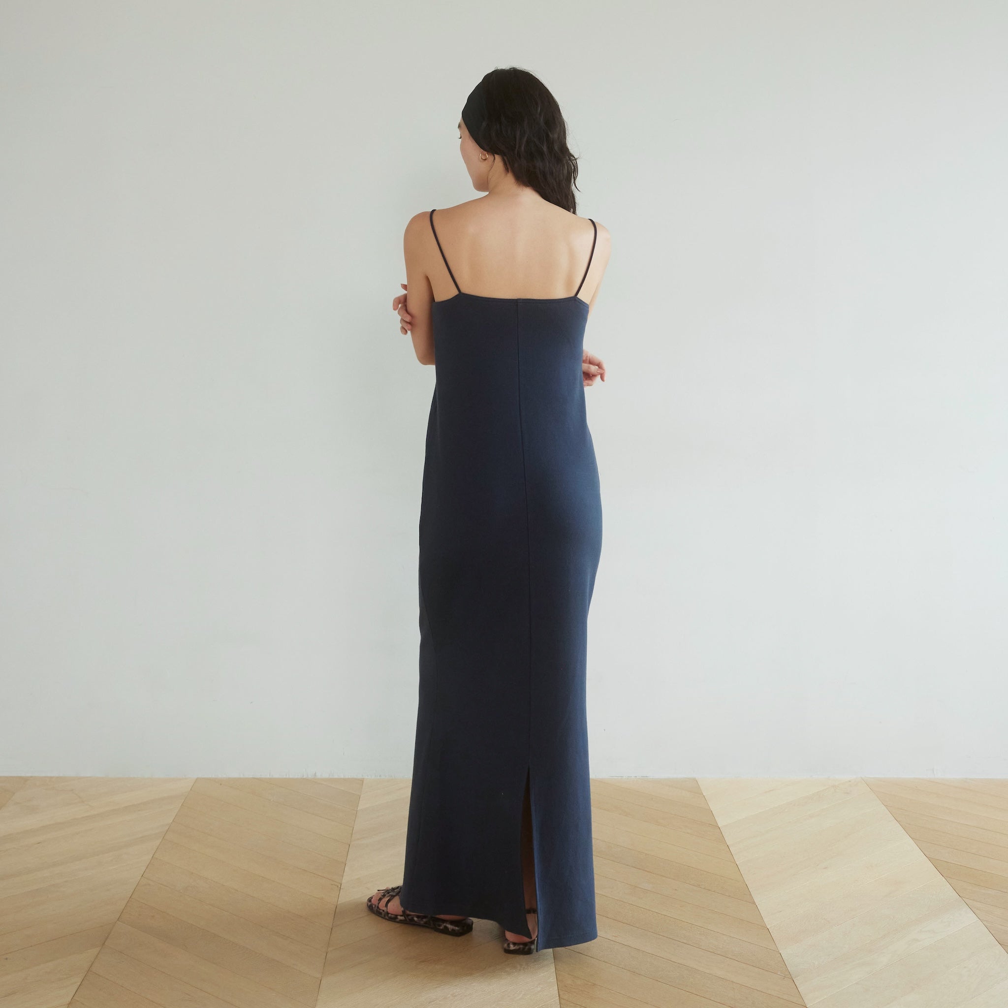 Padded RIB mermaid V-cut cami dress