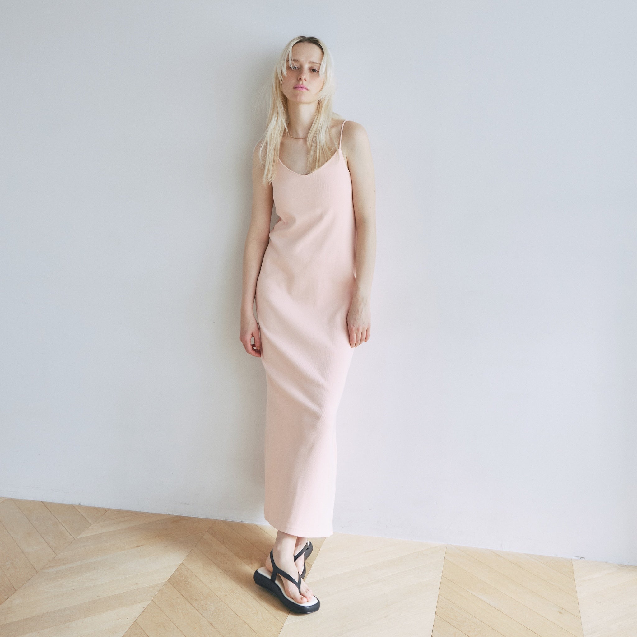 Padded RIB mermaid V-cut cami dress