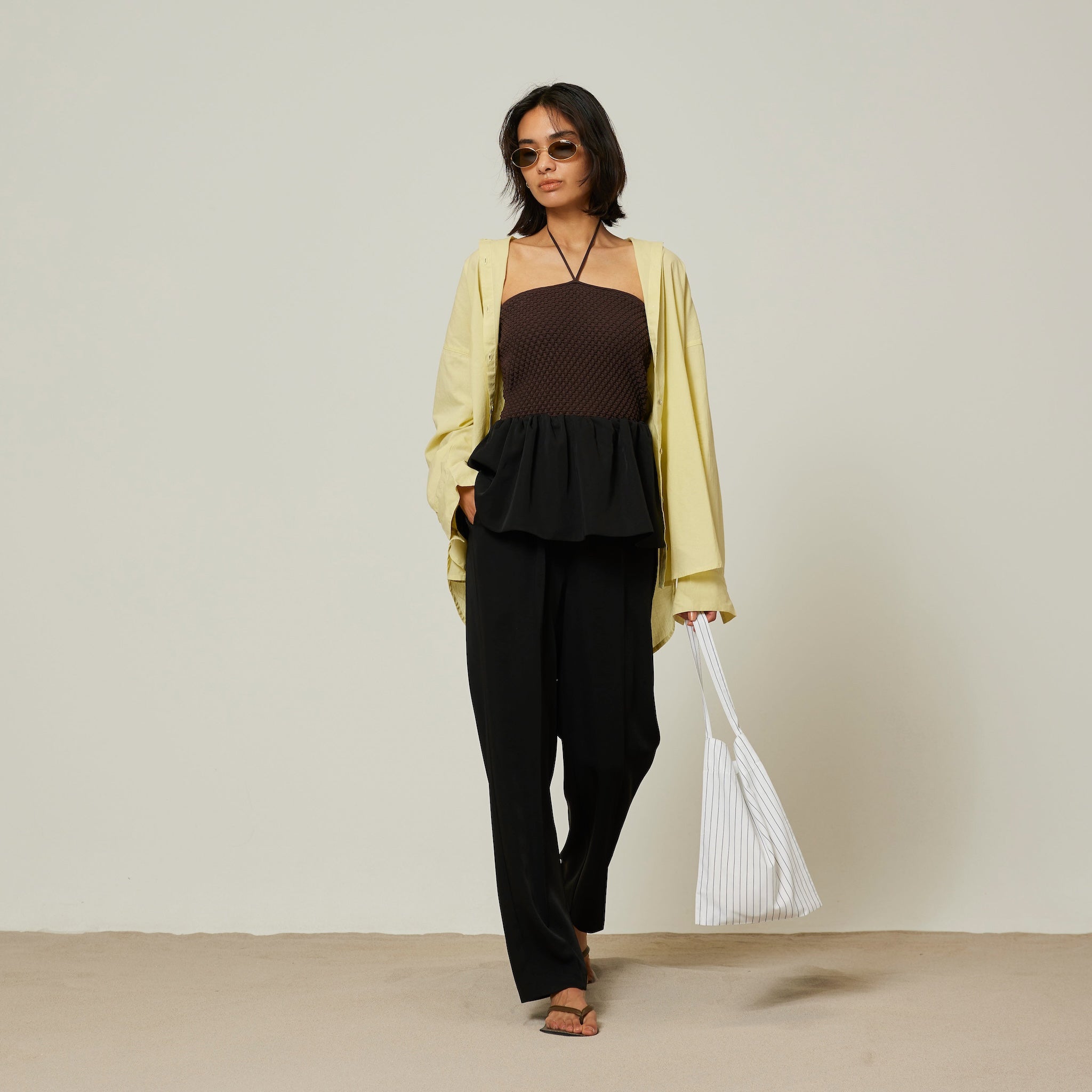 ペプラムRelaxテーパードパンツ