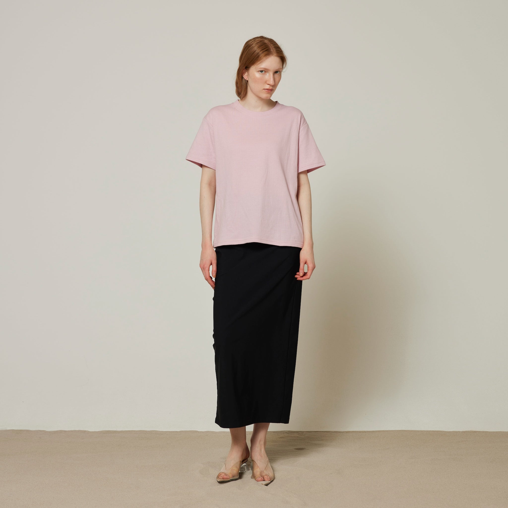 Stretch tight eyeline skirt