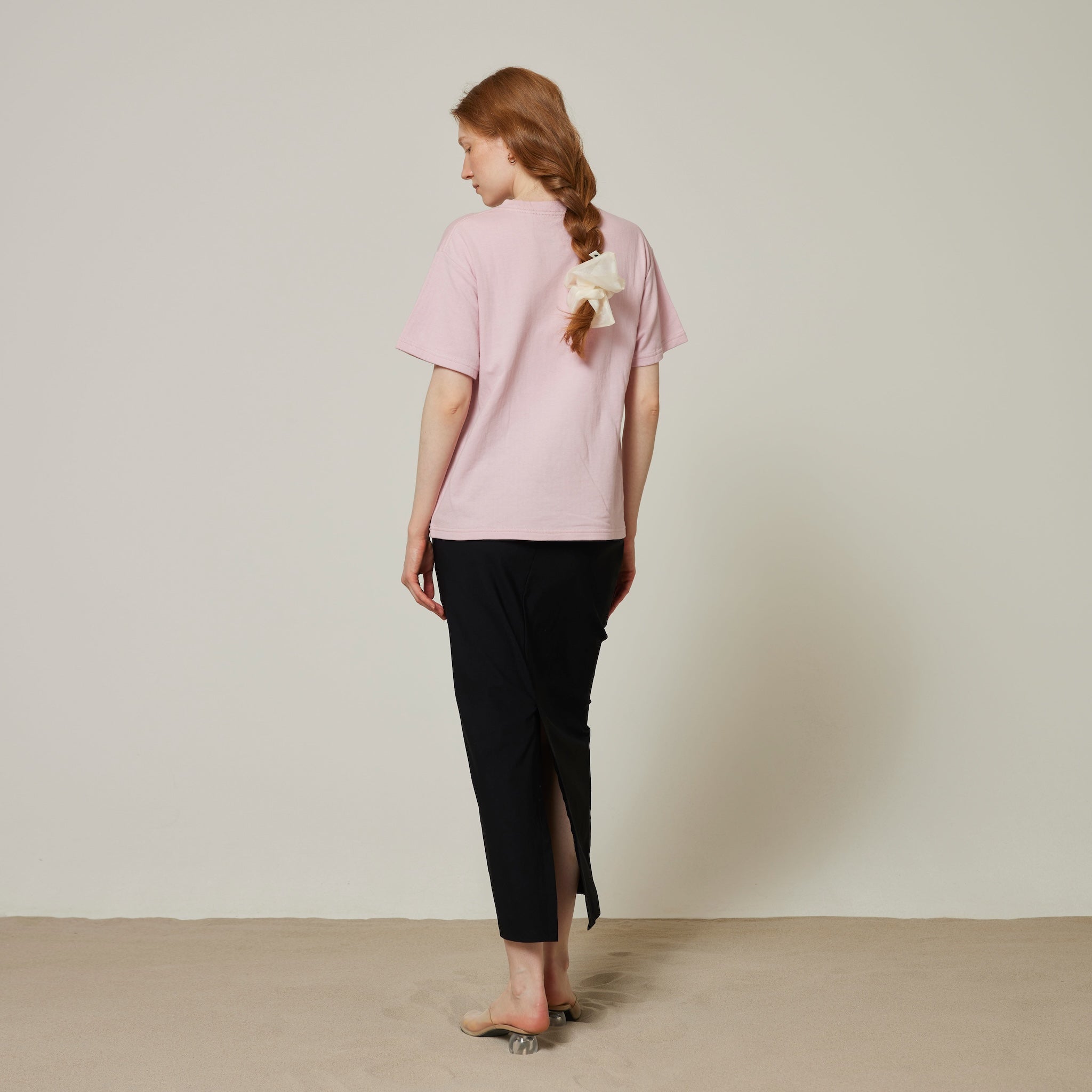 Stretch tight eyeline skirt