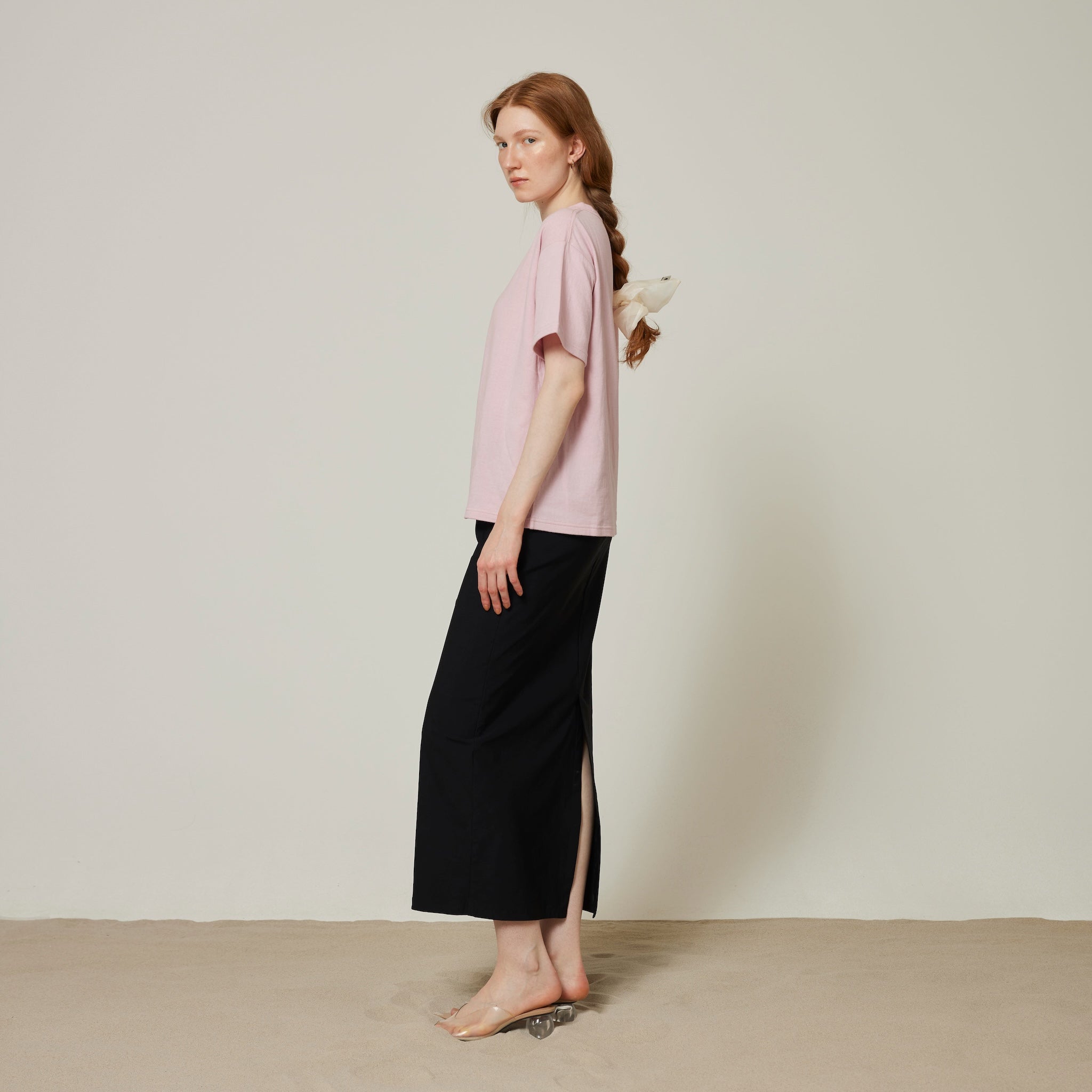 Stretch tight eyeline skirt