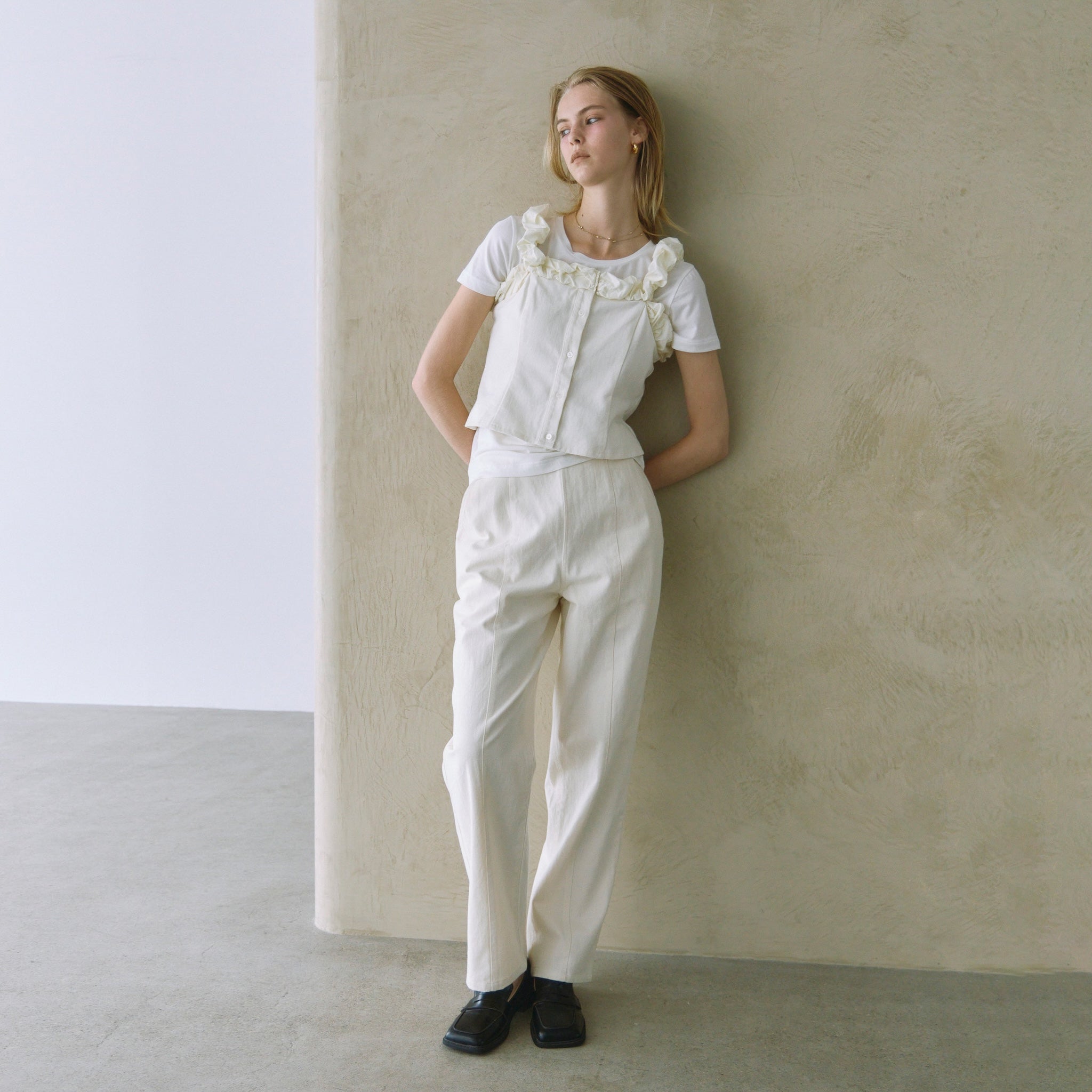 Center seam tapered pants
