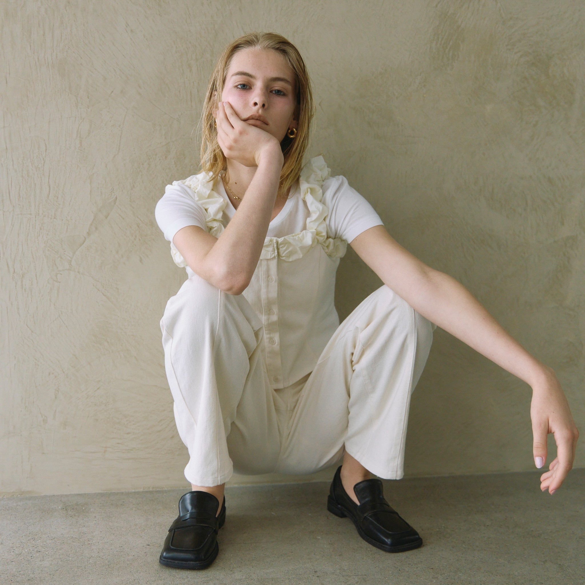 Center seam tapered pants
