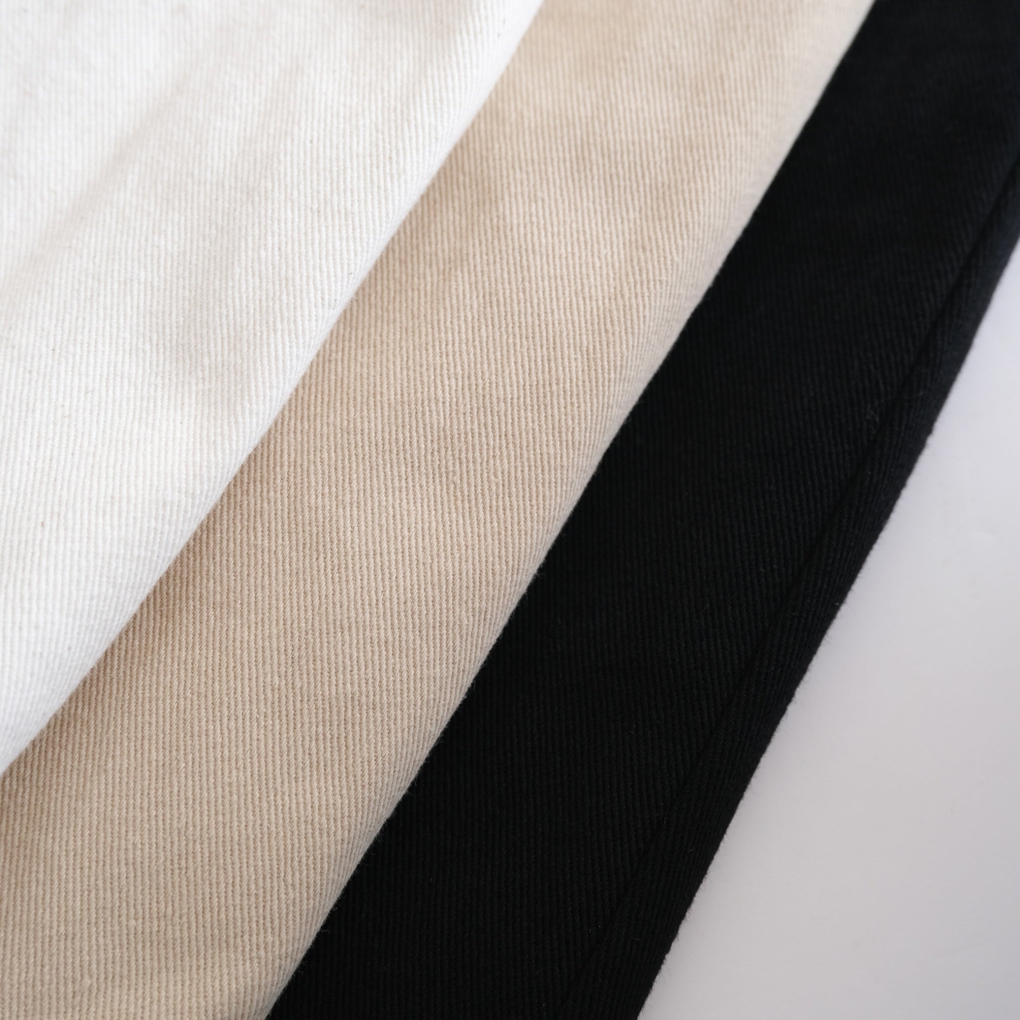 Center seam tapered pants