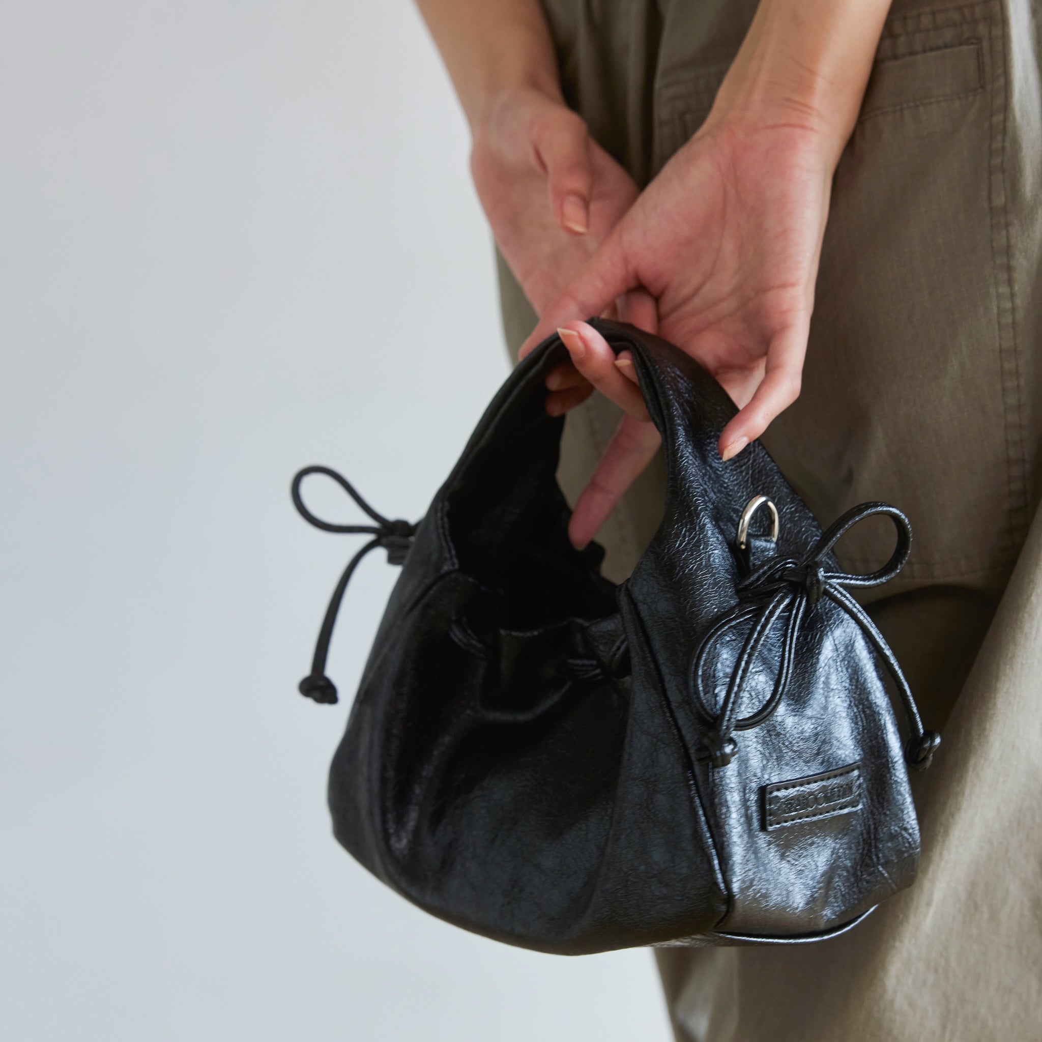 WIDE HANDLE miniバッグ