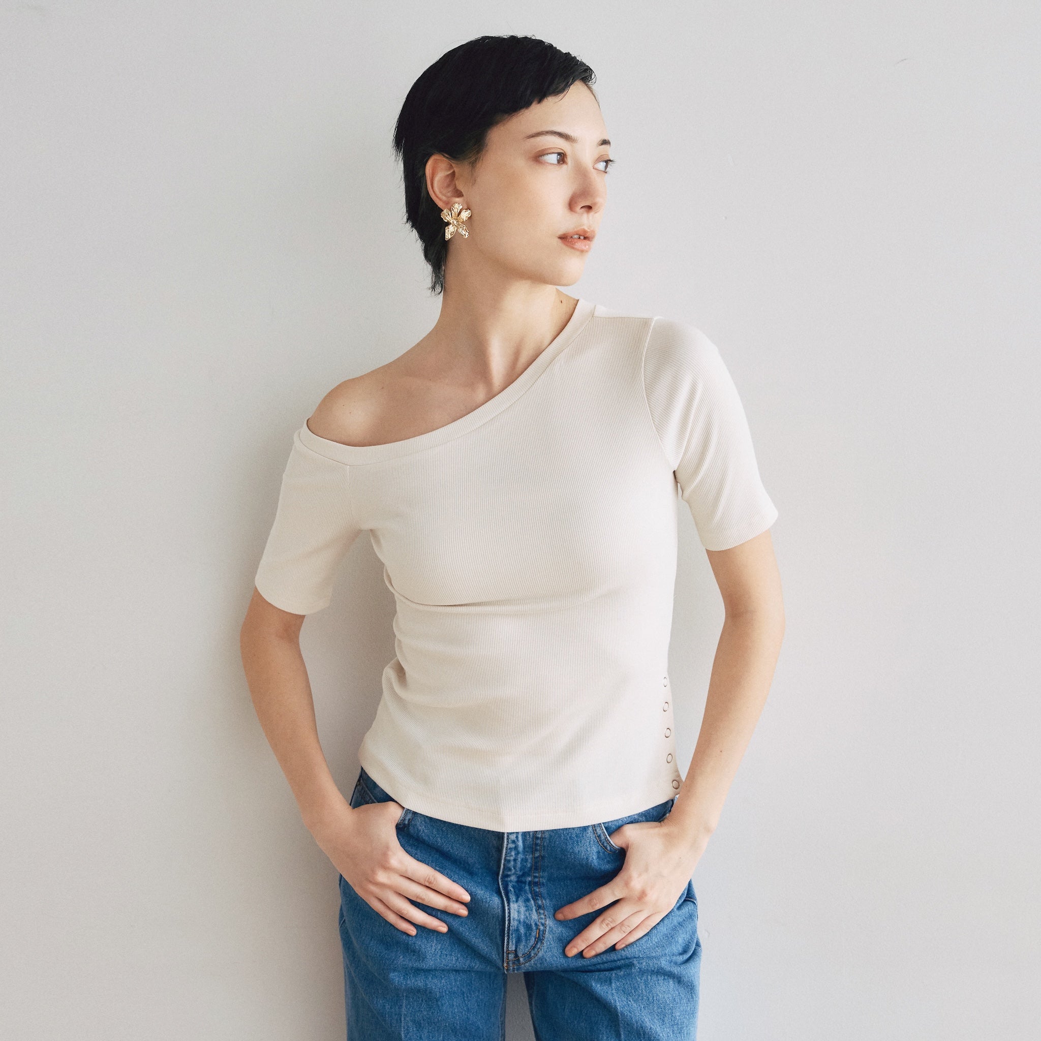 Button Detail One Shoulder Half Sleeve