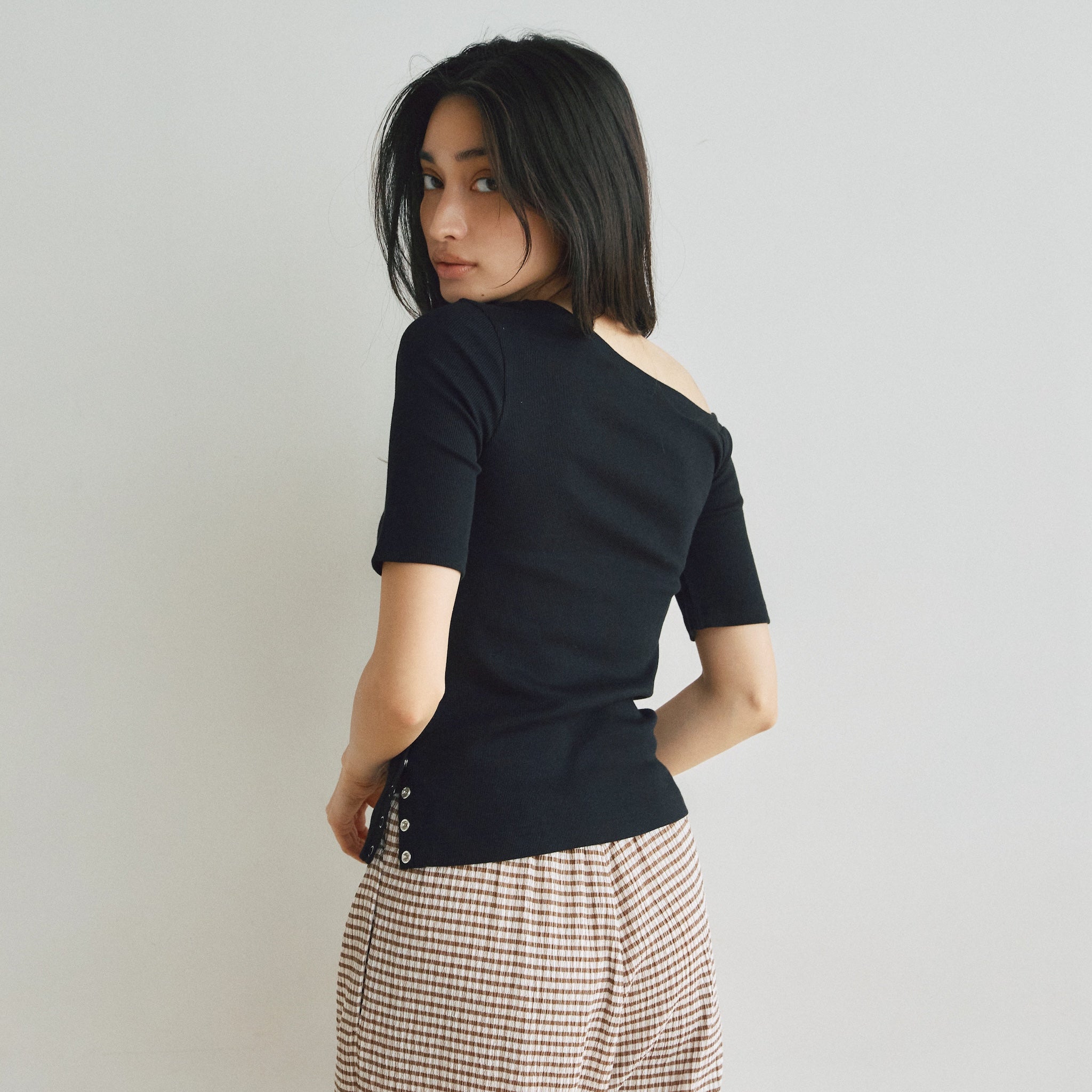 Button Detail One Shoulder Half Sleeve