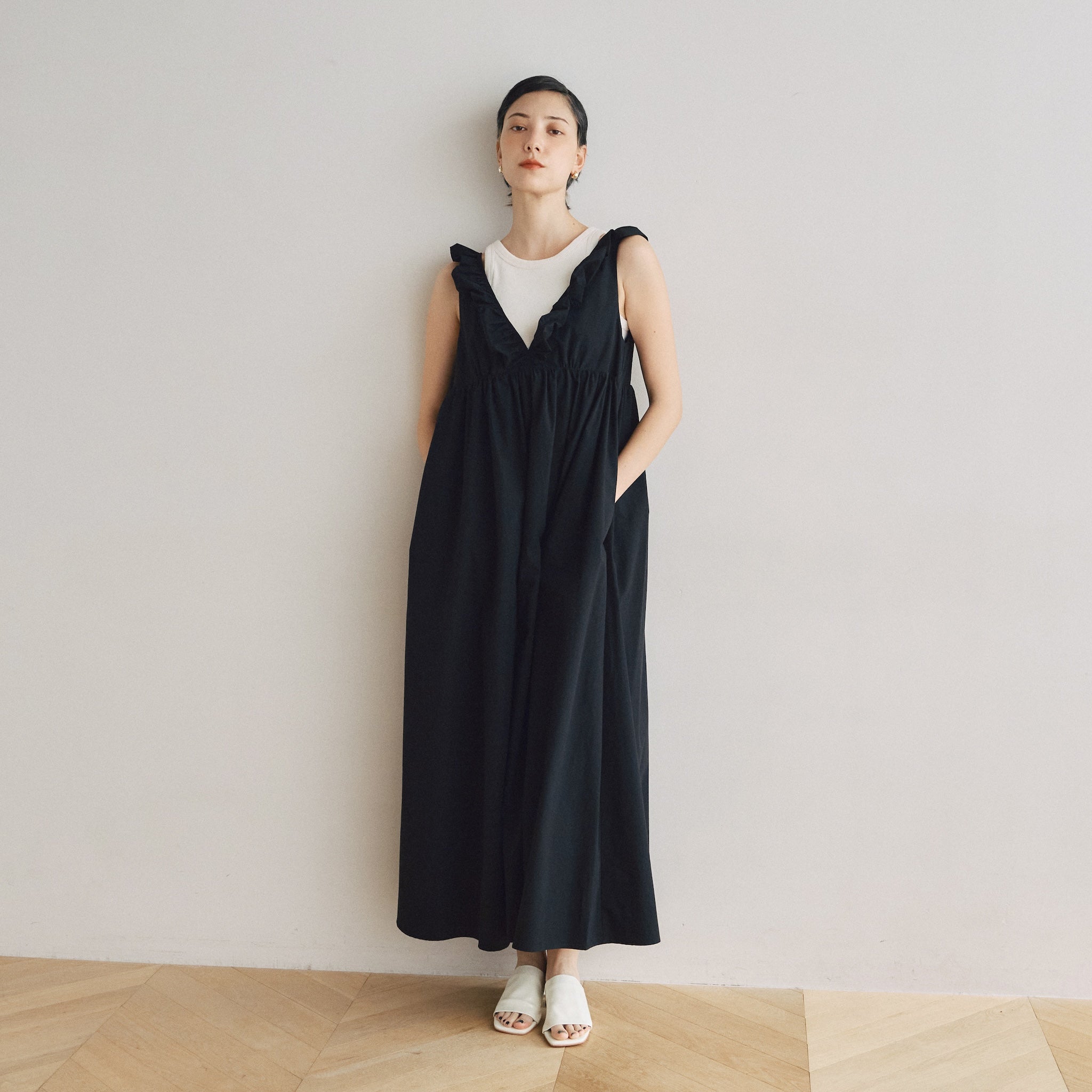 Back Ribbon Frill Neck Dress