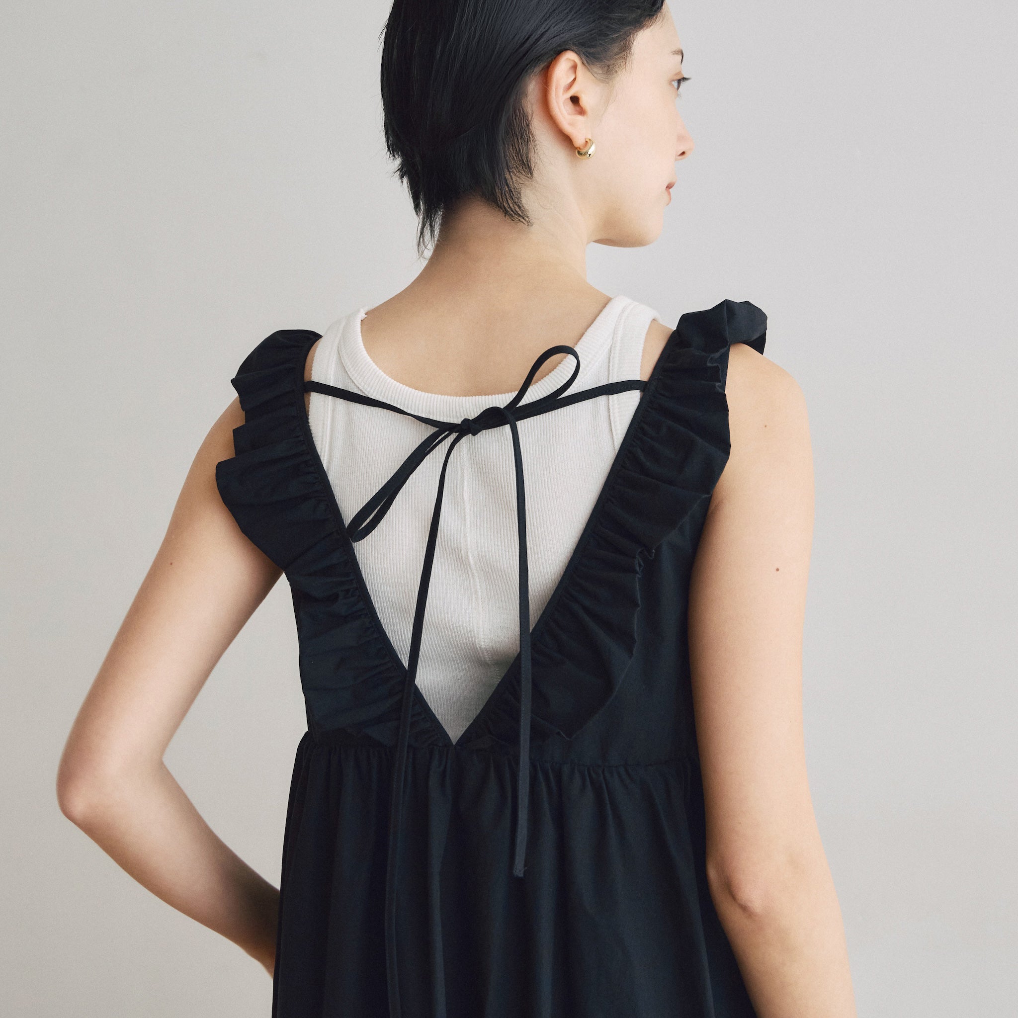 Back Ribbon Frill Neck Dress
