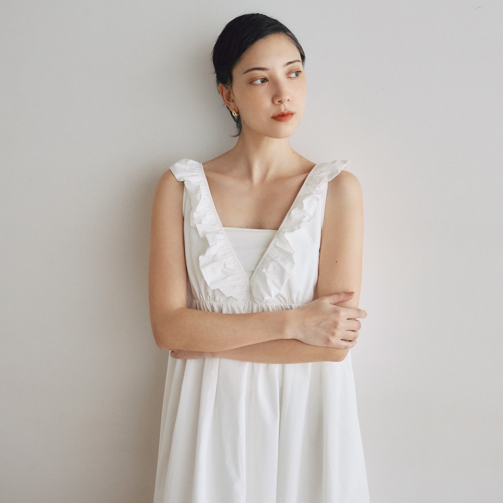 Back Ribbon Frill Neck Dress