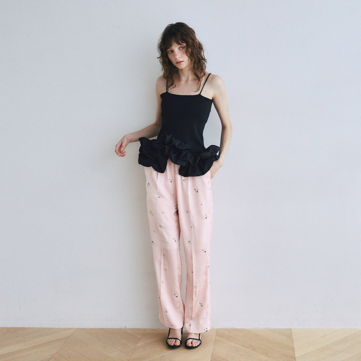 Flower Embroidery Relaxed Pants