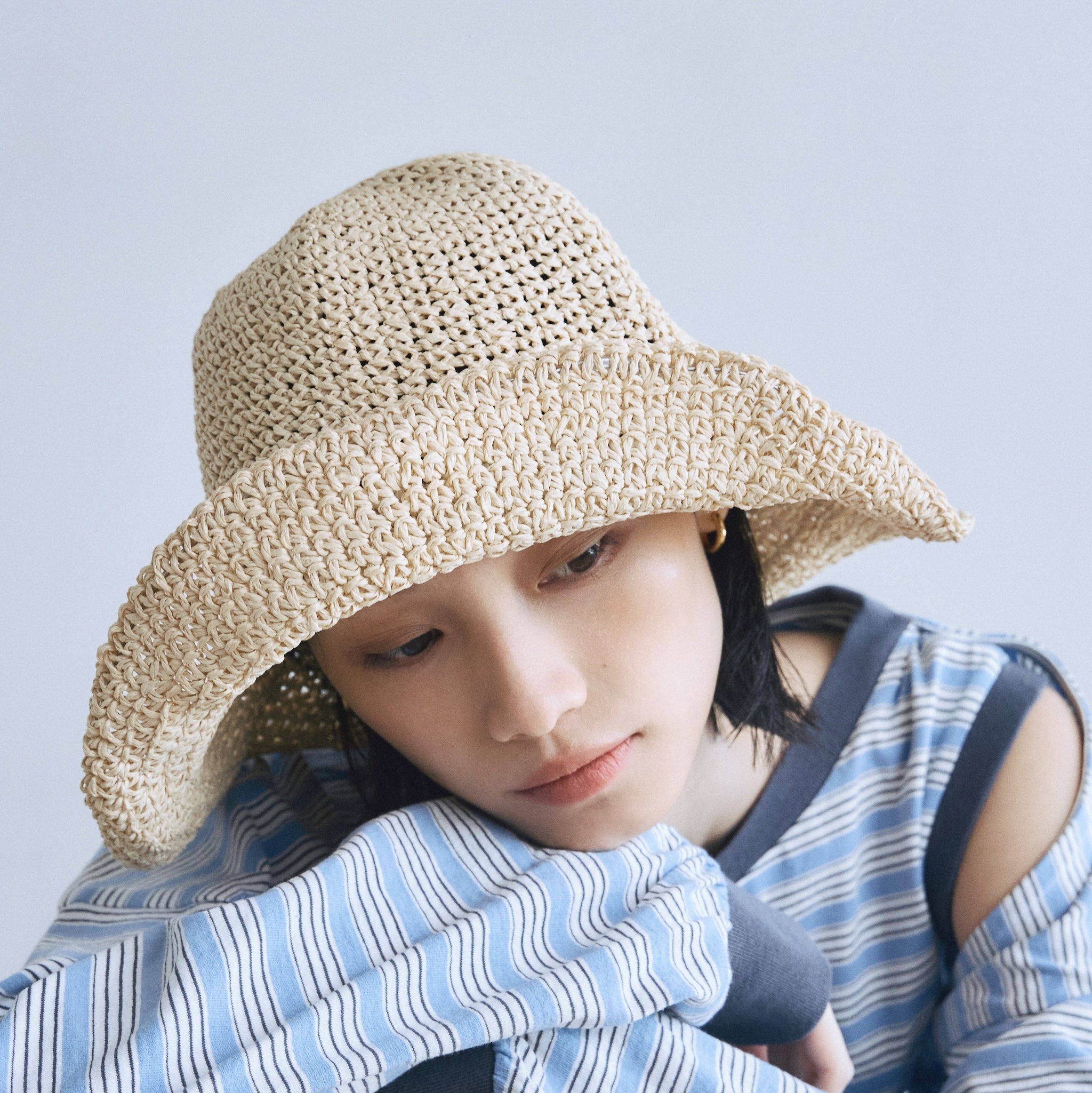 PAPER BUCKET HAT