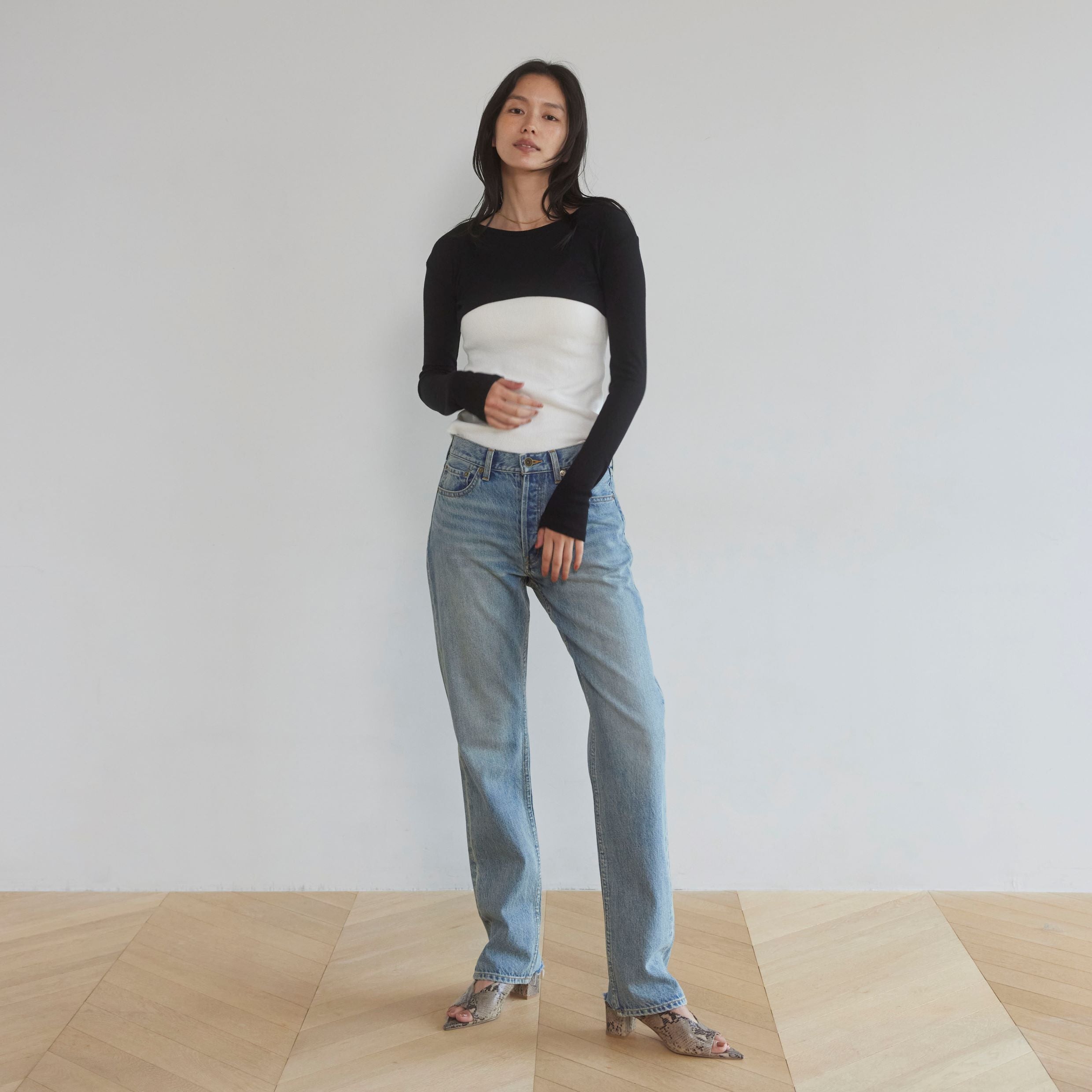 Airy RIB half cut mini top