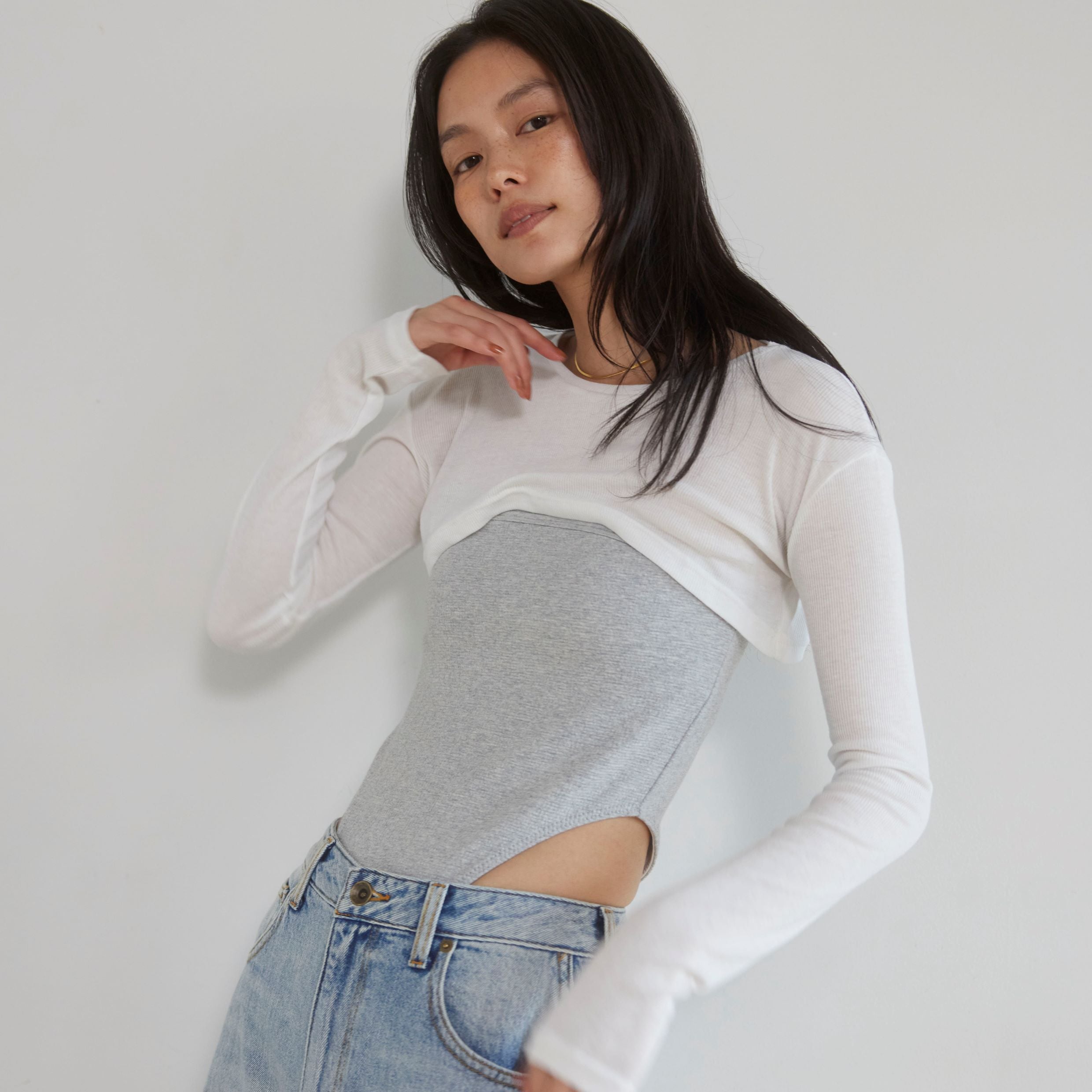 Airy RIB half cut mini top