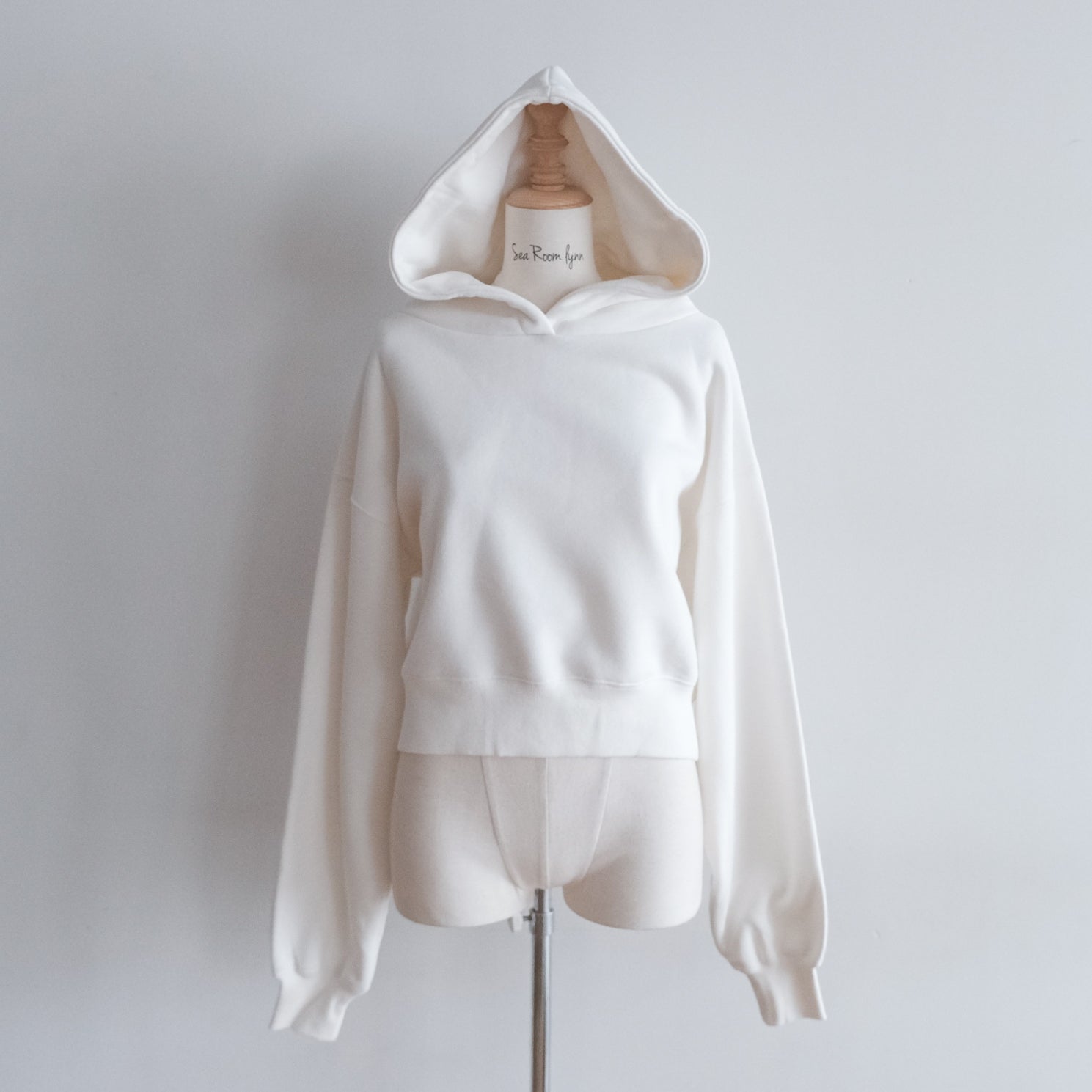 Volume Sweat Short Hoodie Pullover