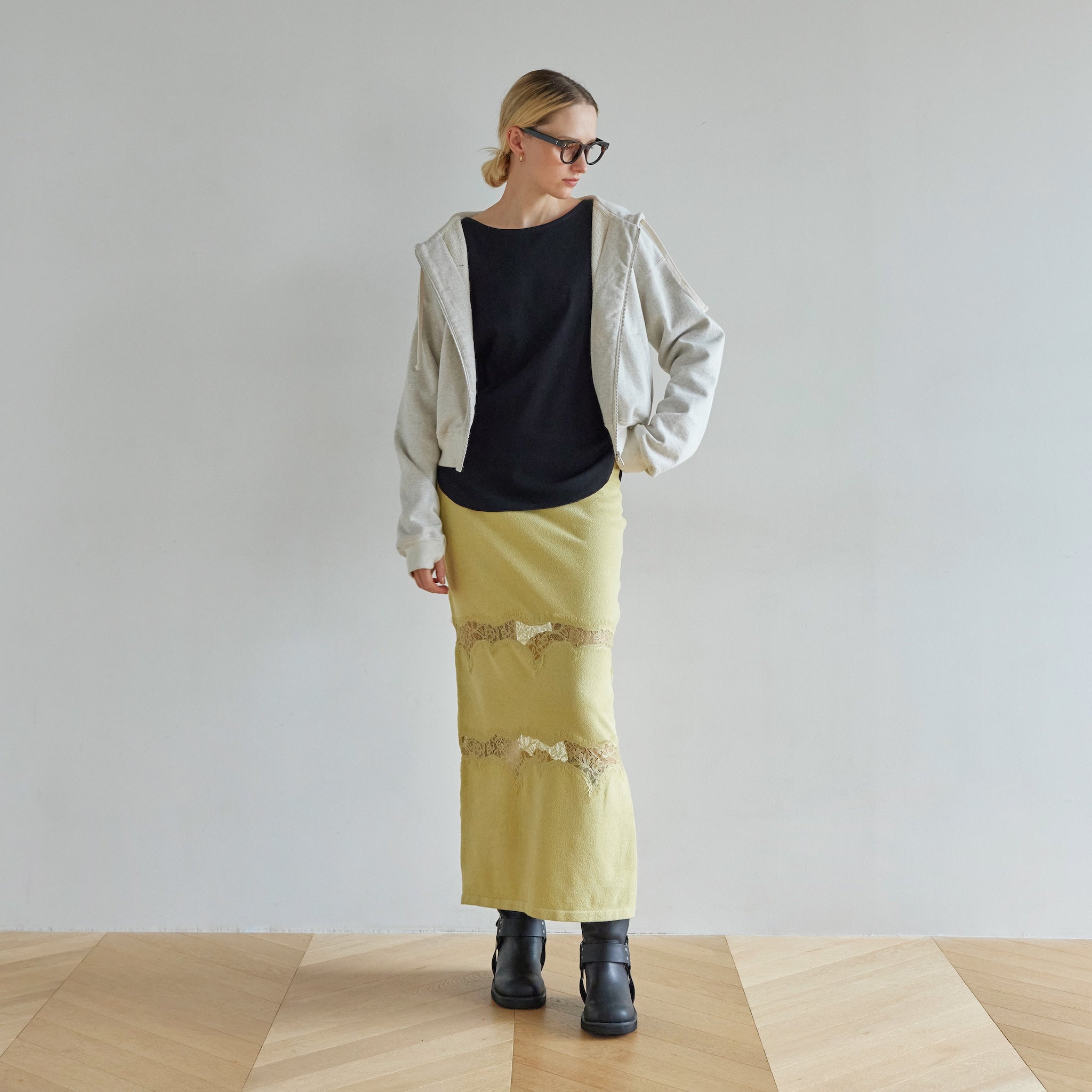 Curve lace Docking mall knit skirt