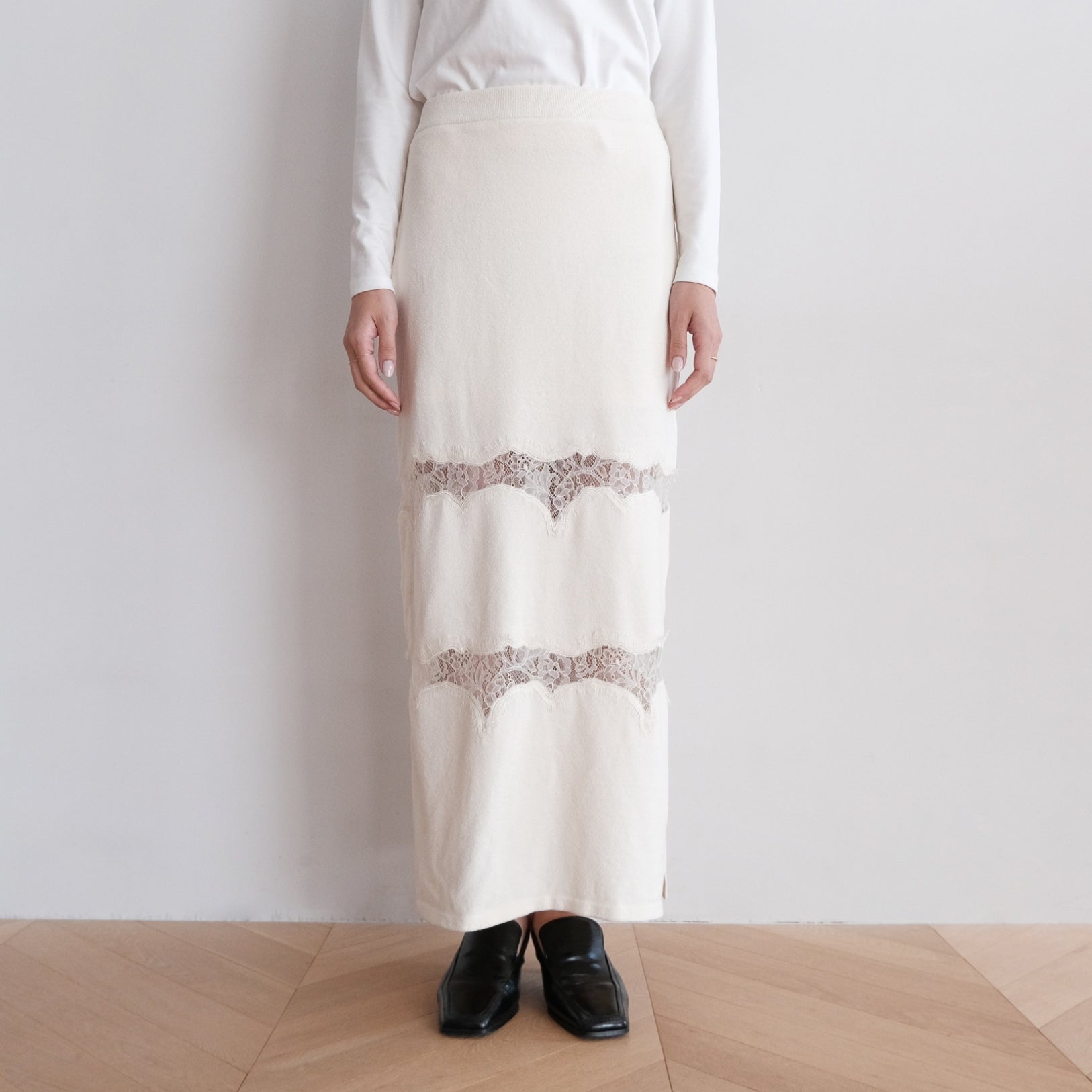 Curve lace Docking mall knit skirt
