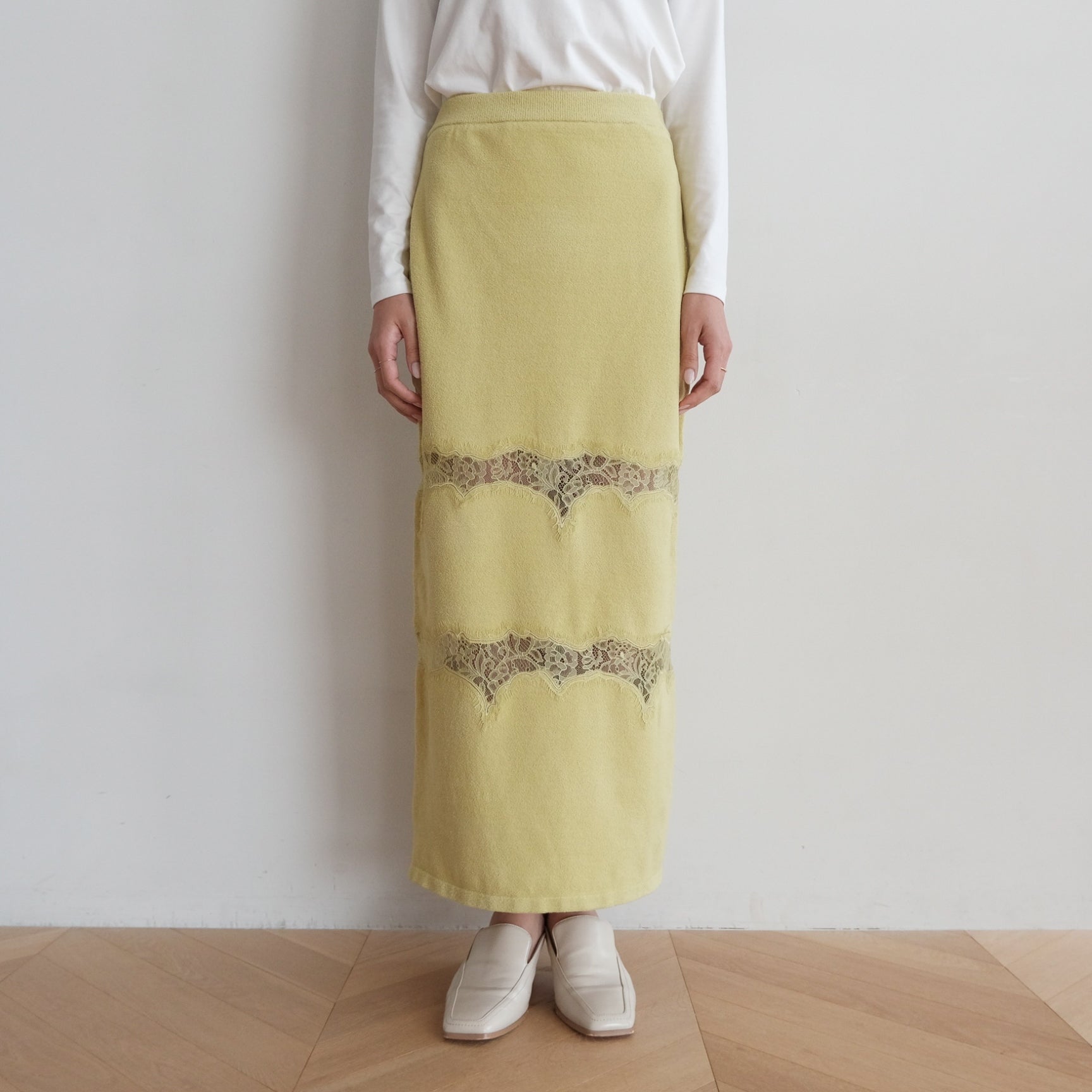 Curve lace Docking mall knit skirt