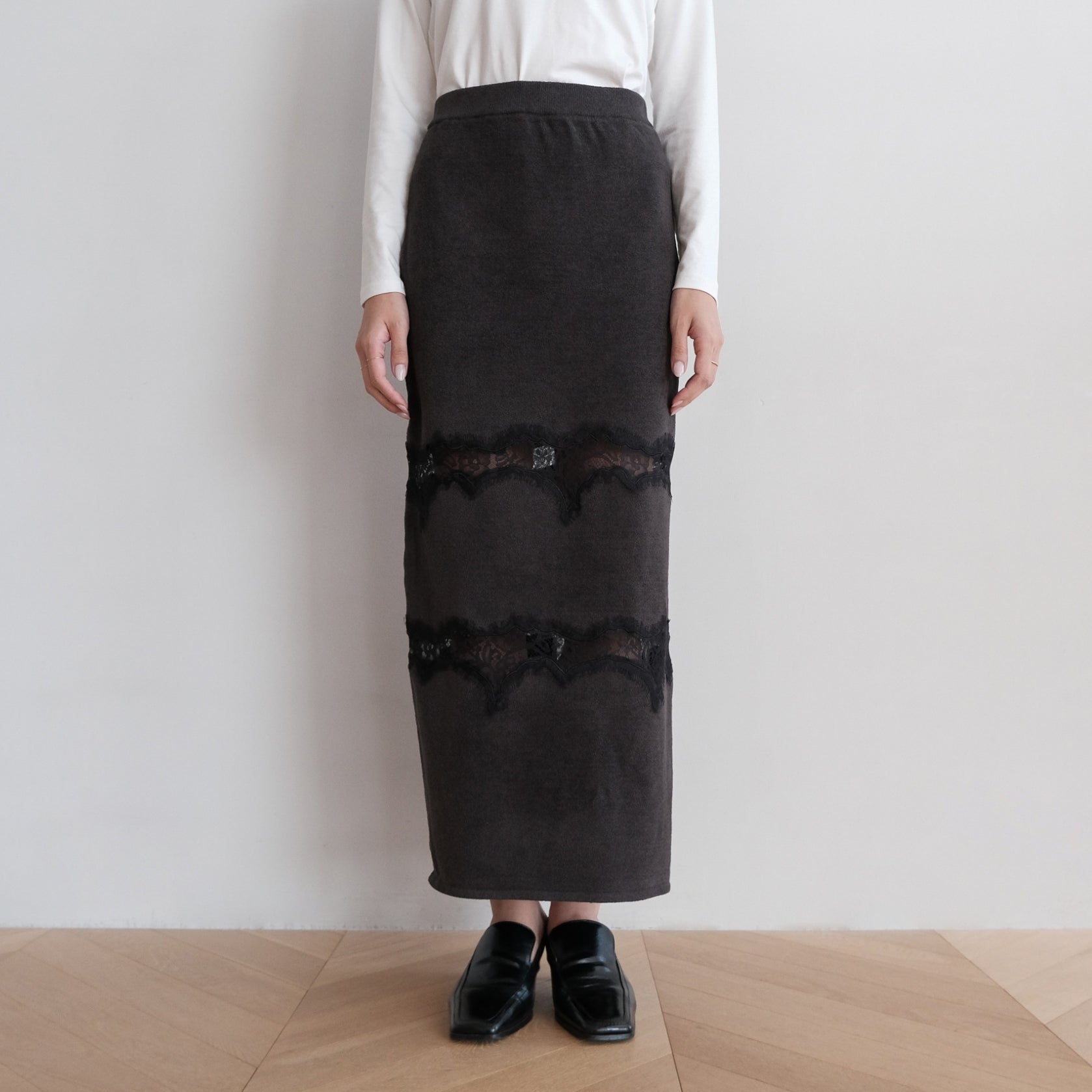 Curve lace Docking mall knit skirt