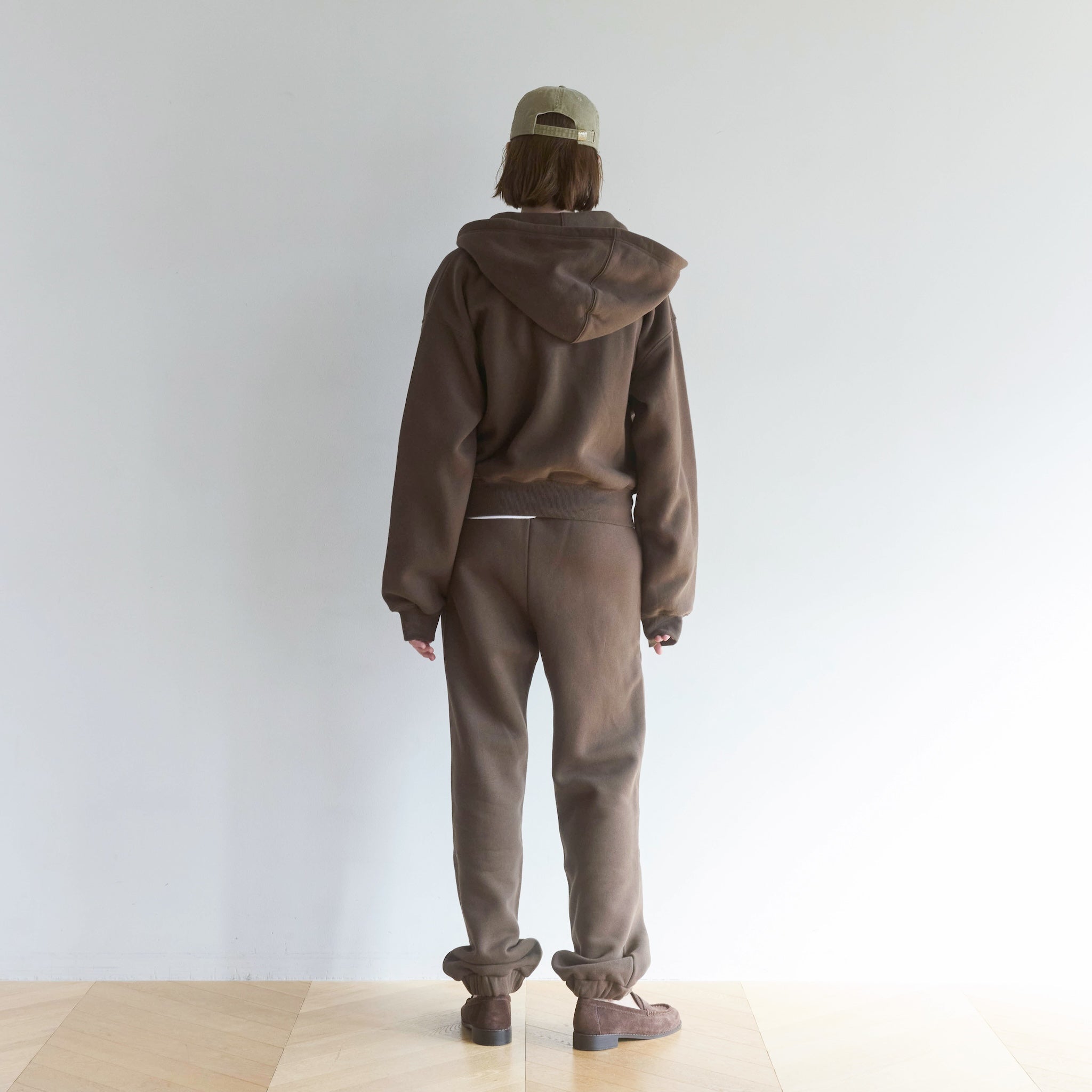 Volume Sweat waist gathered pants