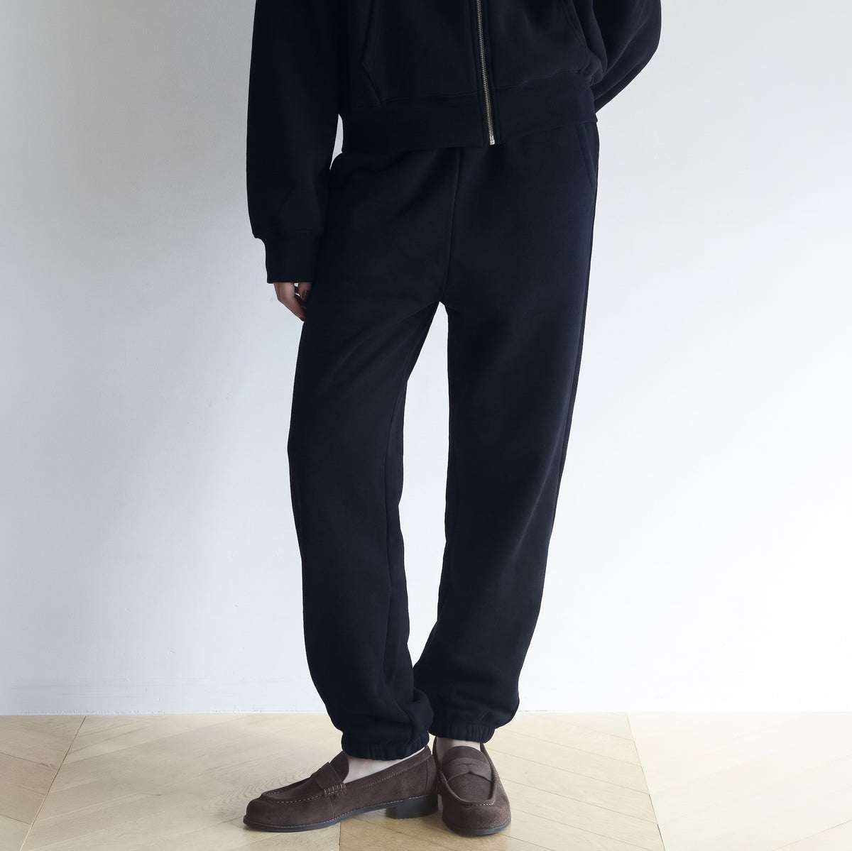 Volume Sweat waist gathered pants