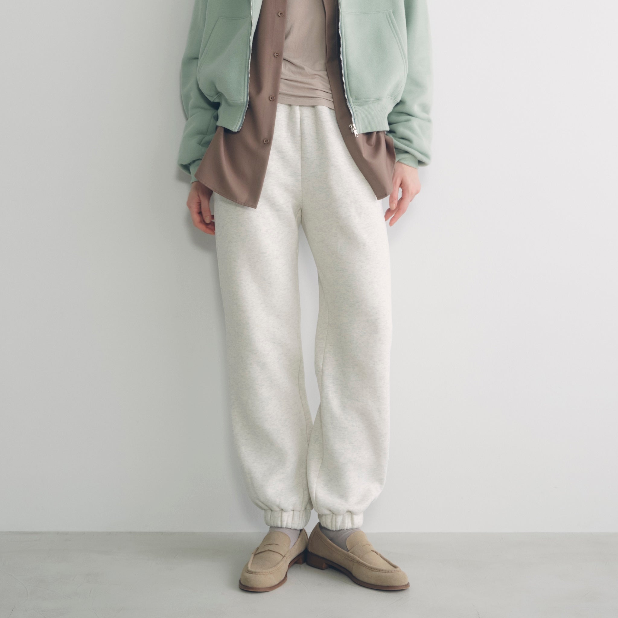 Volume Sweat waist gathered pants