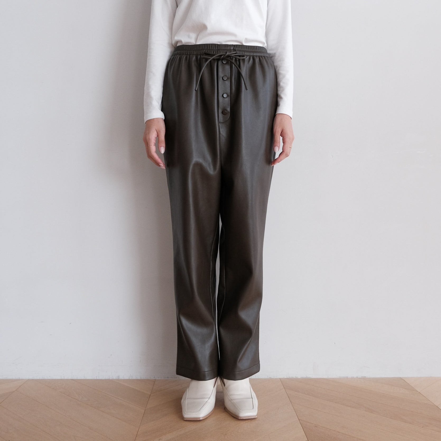 Soft Stretch ECO Leather Gathered Pants