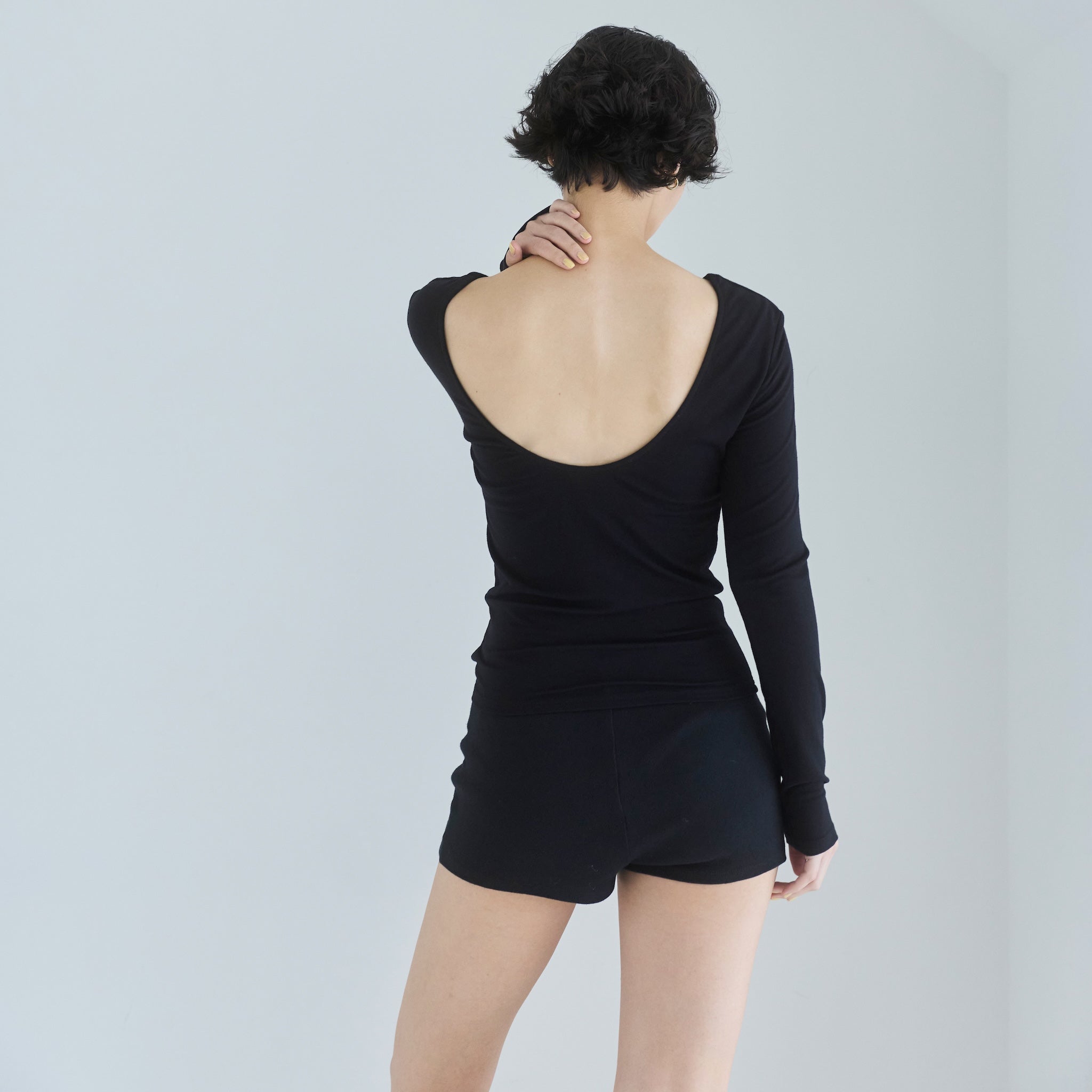 Fit Pad Marshmallow Back Open Long Sleeve