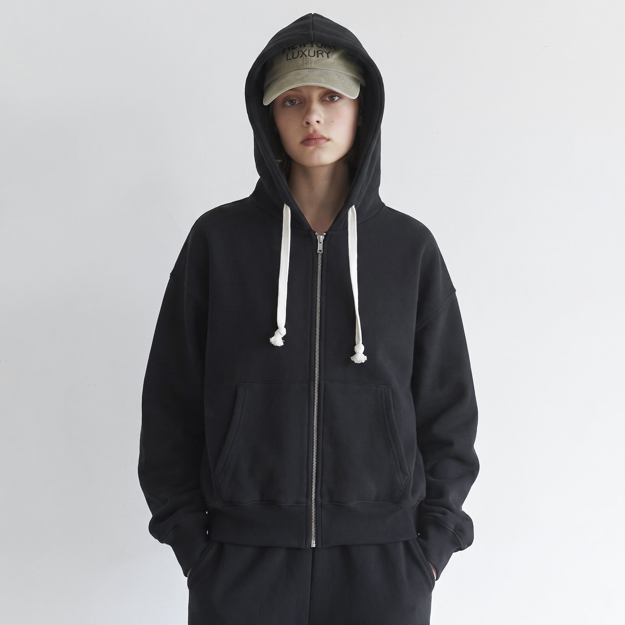 Volume Sweat Zipフーディー