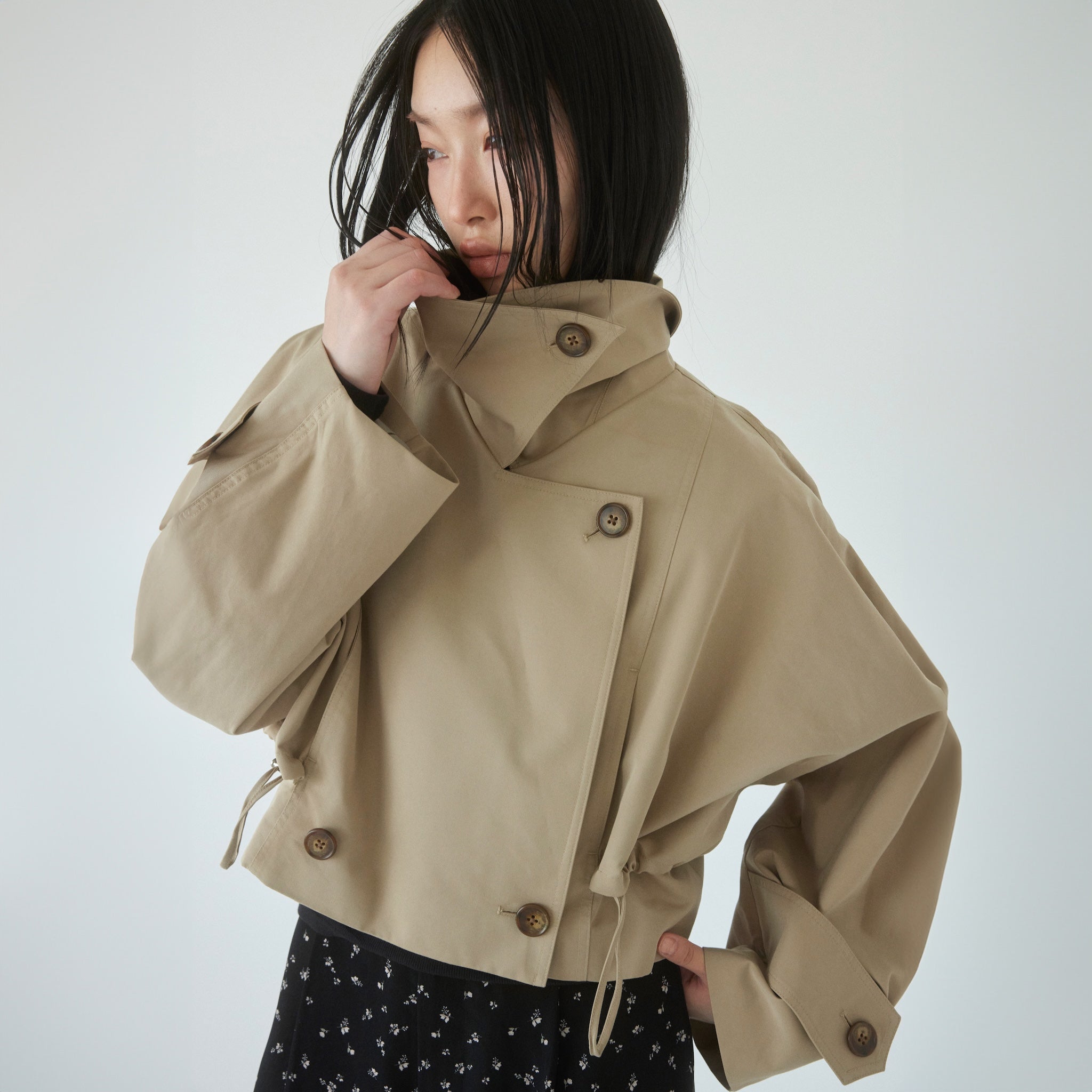 Multi collarショートトレンチコート