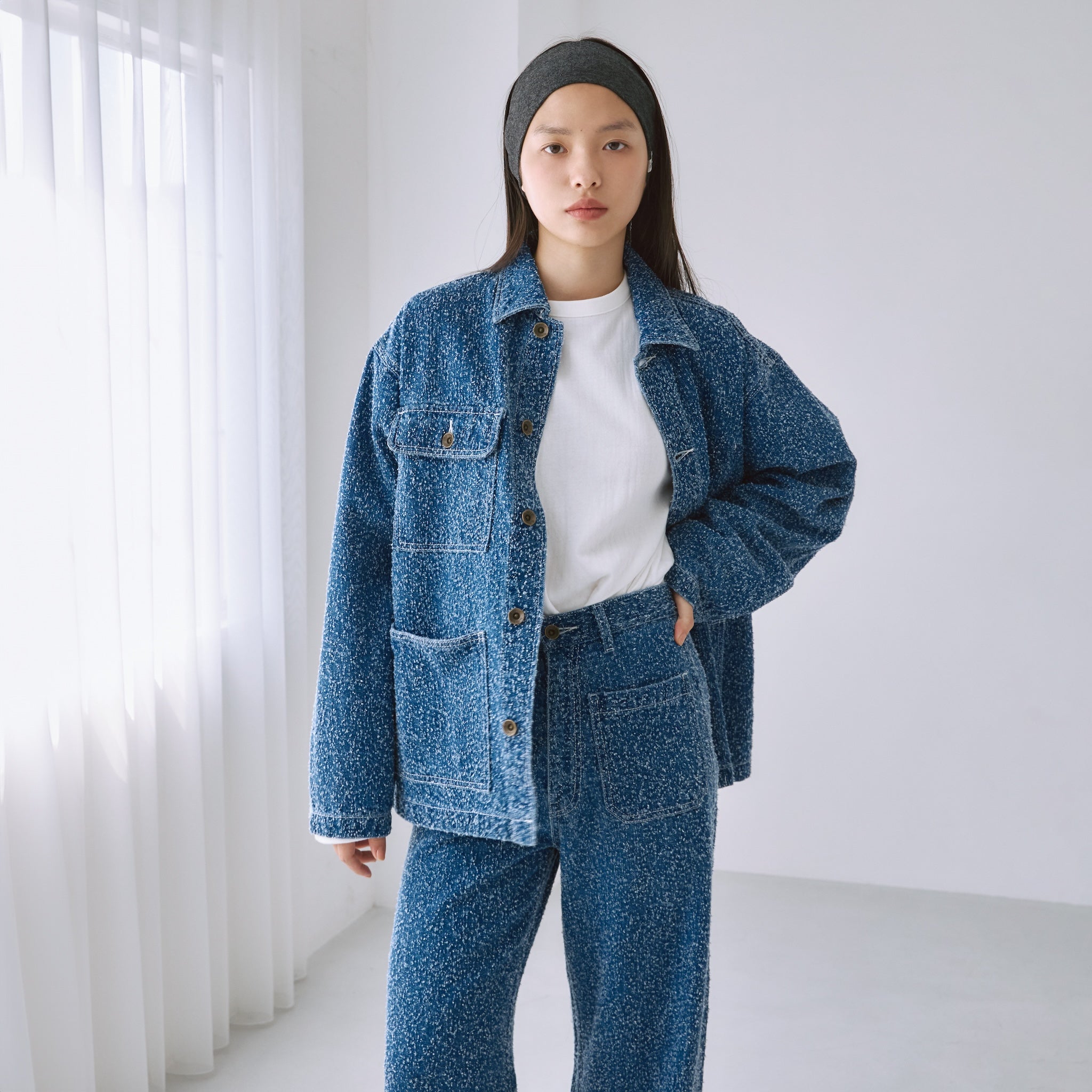 Needle punch materialカバーオール