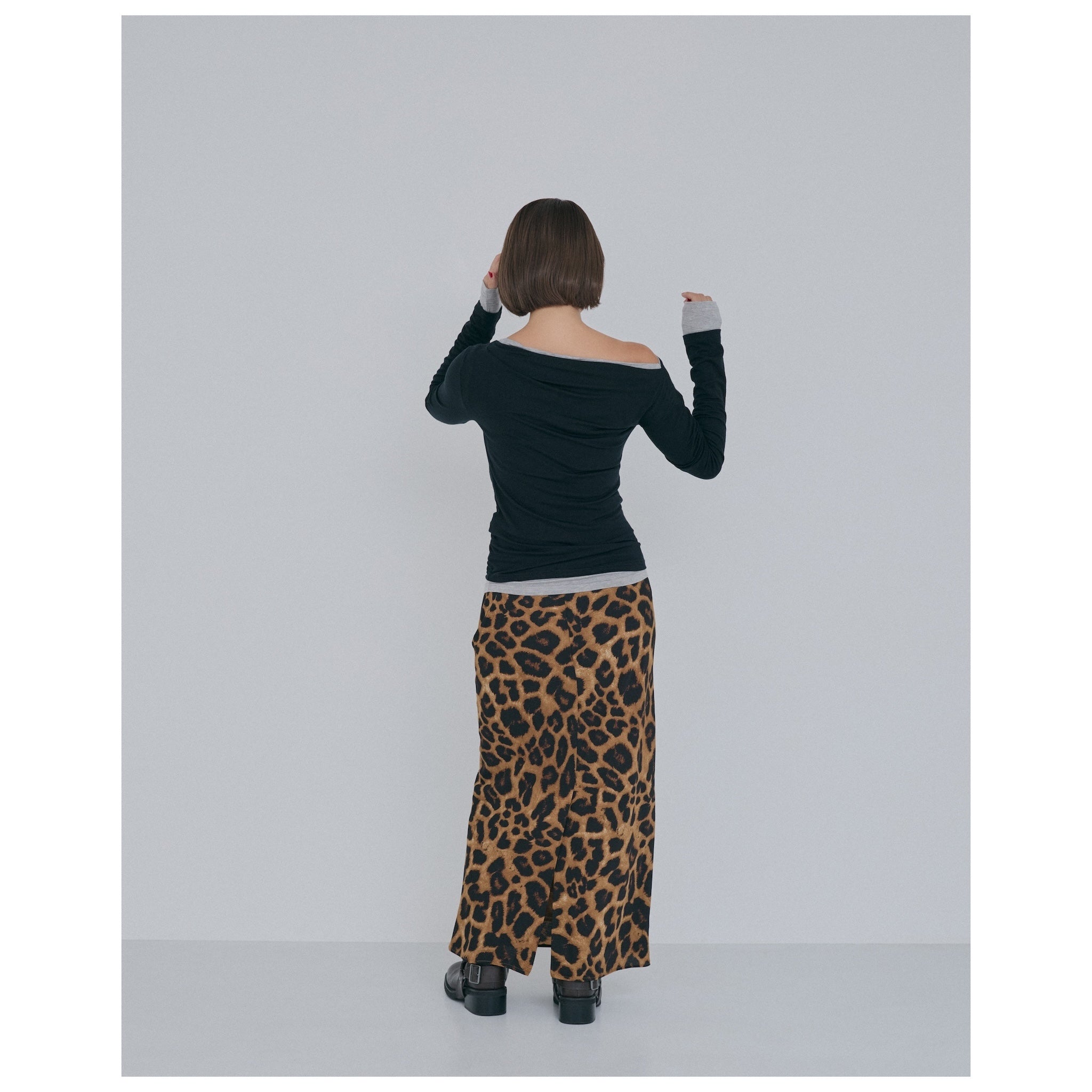 collab satin straight skirt