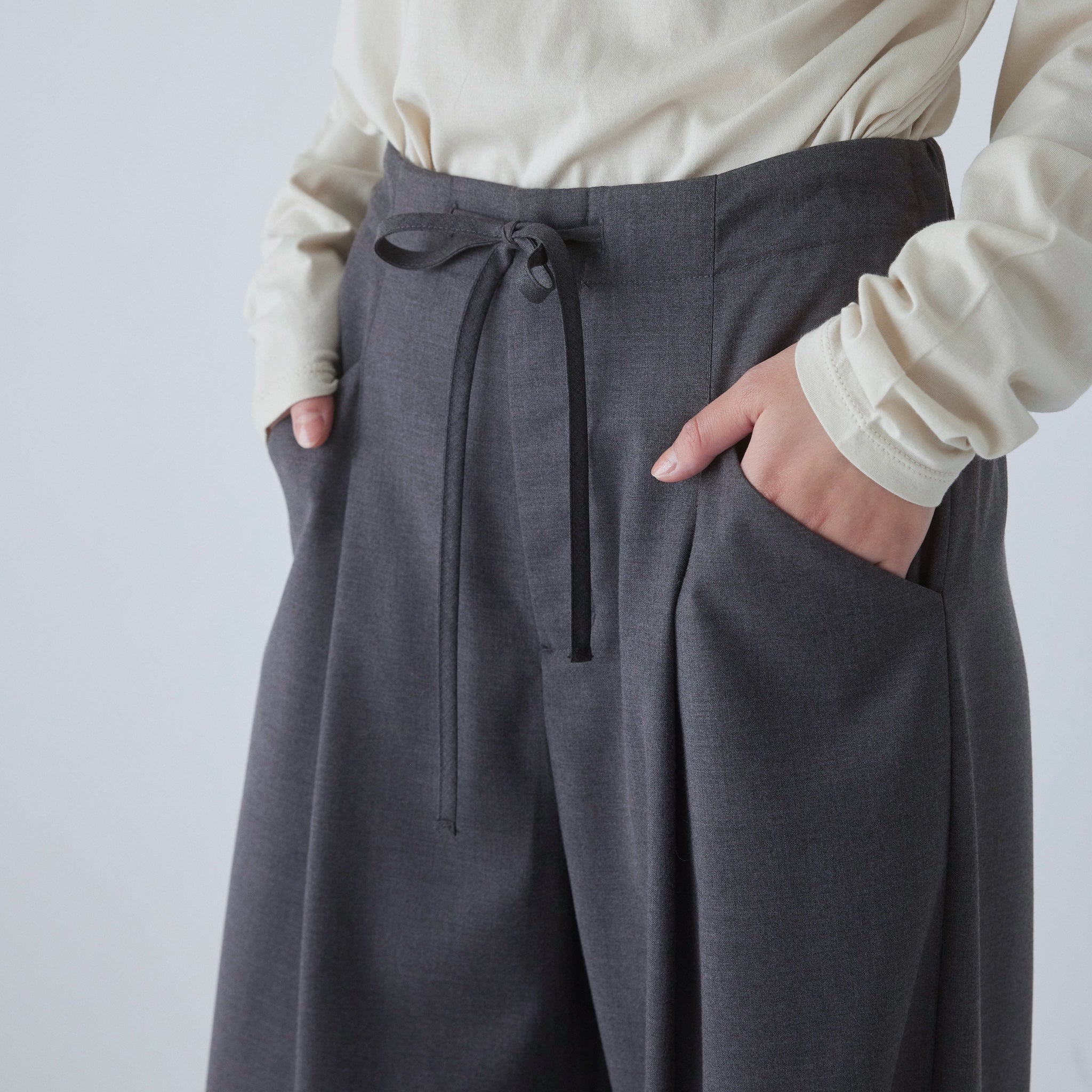 クリアーツイルwide waistスラックス