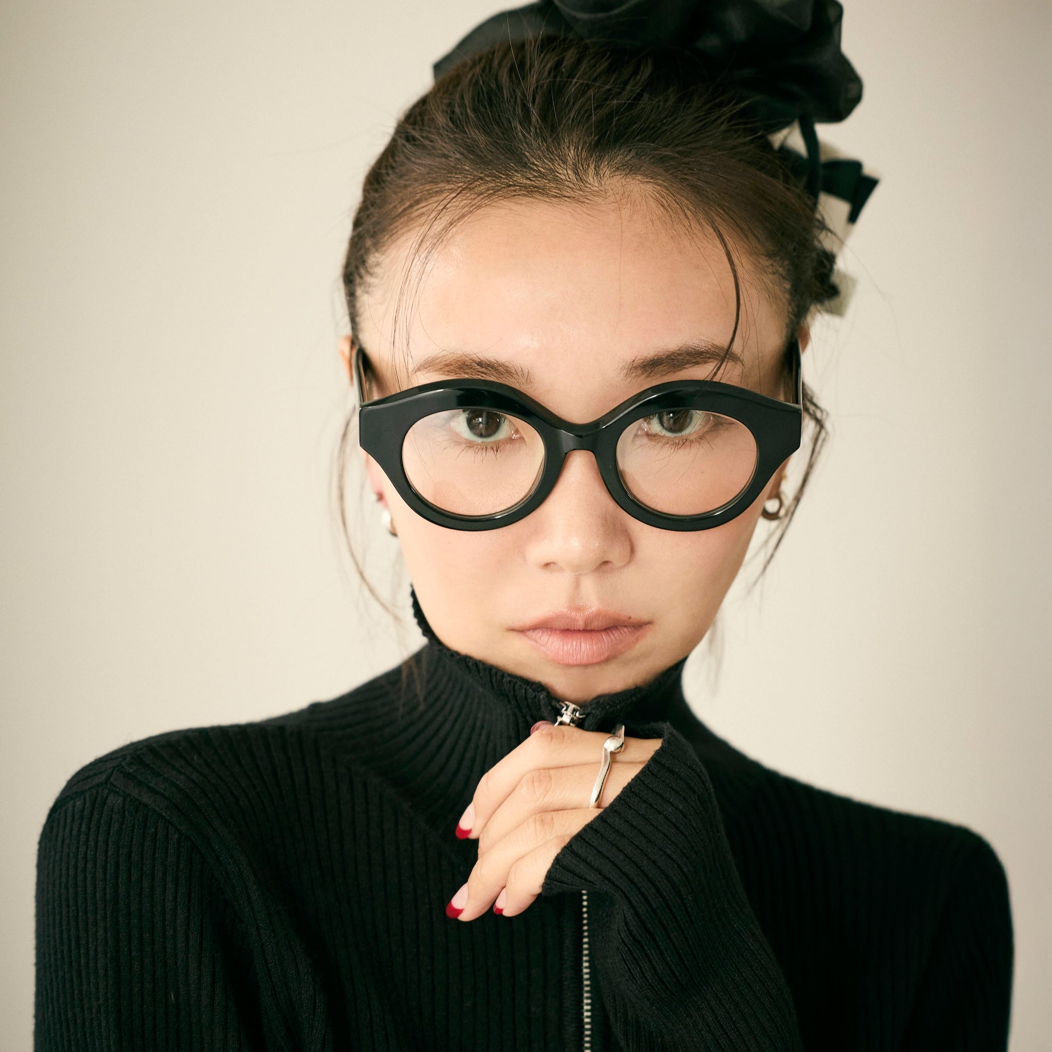 collab Bold Round Frame Glasses