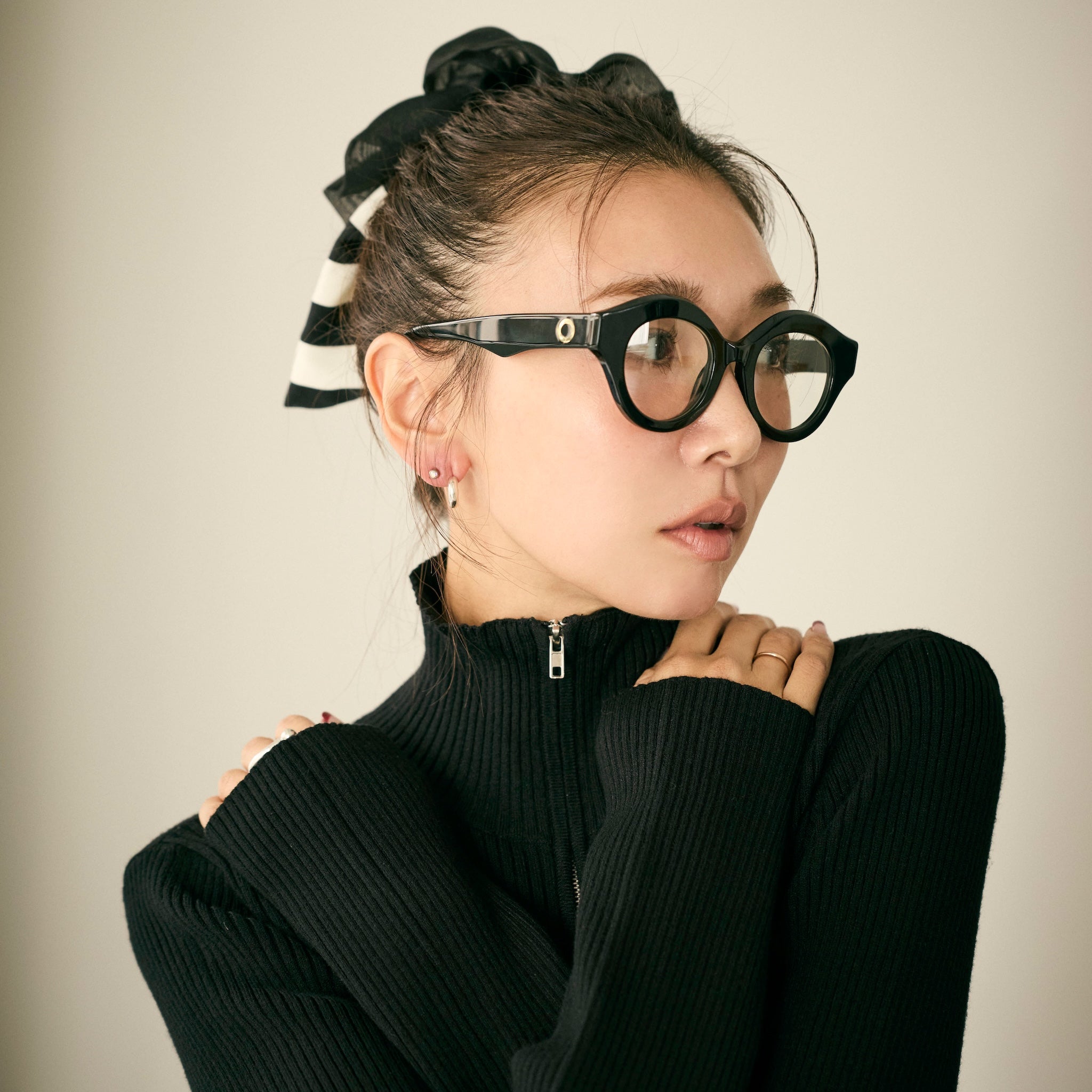 collab Bold Round Frame Glasses