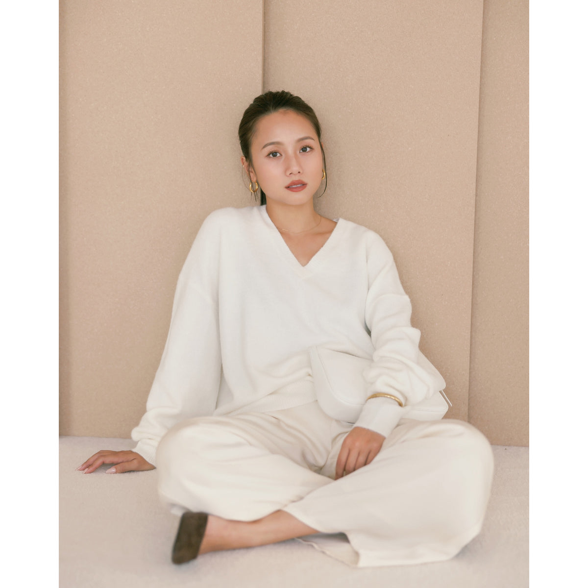 collab Basic Vネックニットトップス