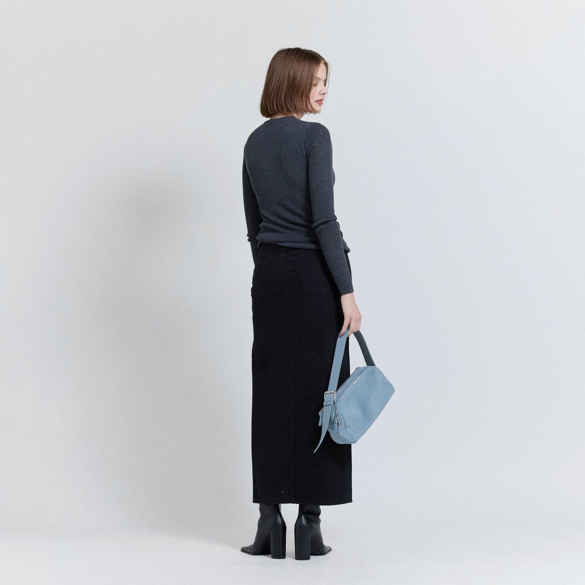 Curve-cut Denim Long Skirt