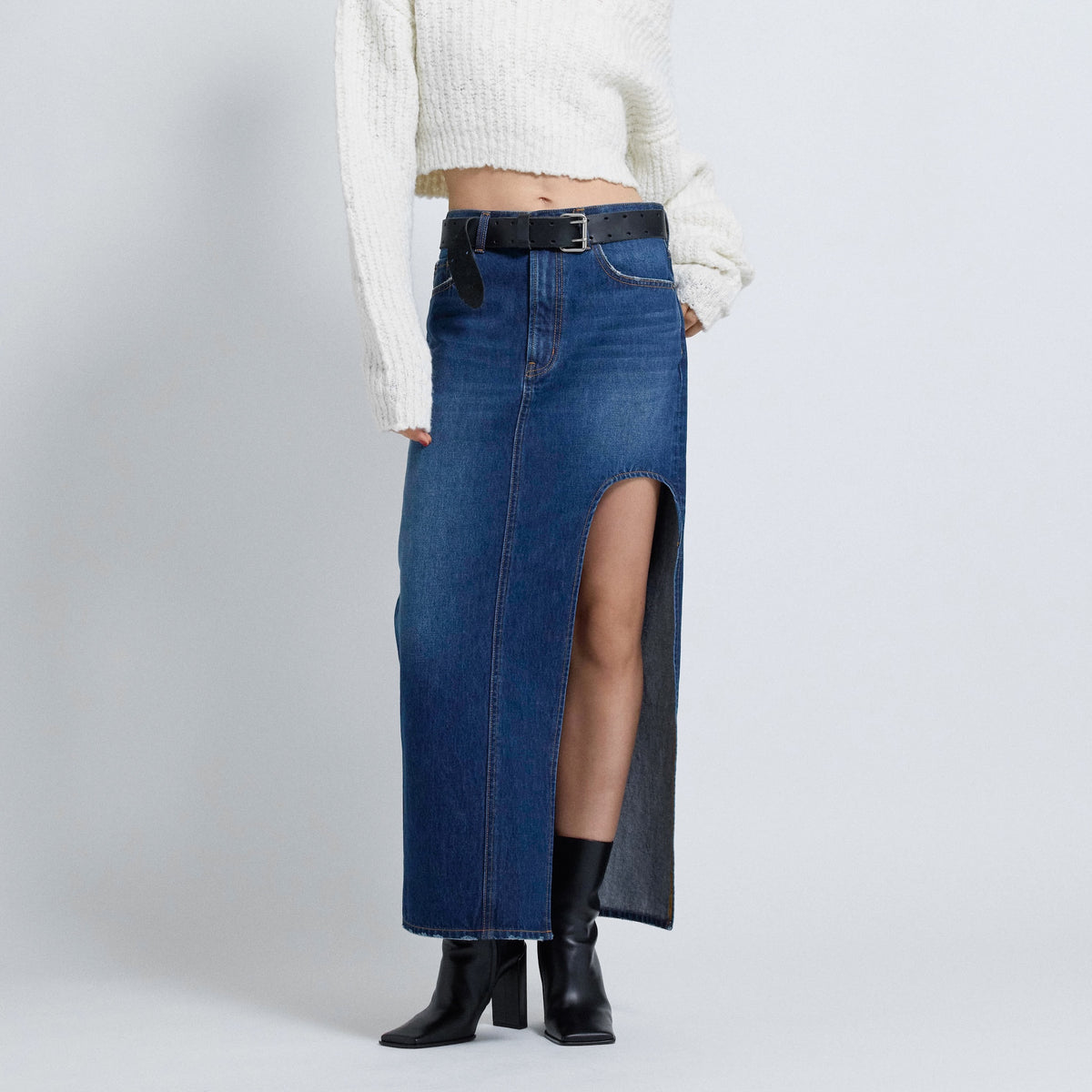 Curve-cut Denim Long Skirt